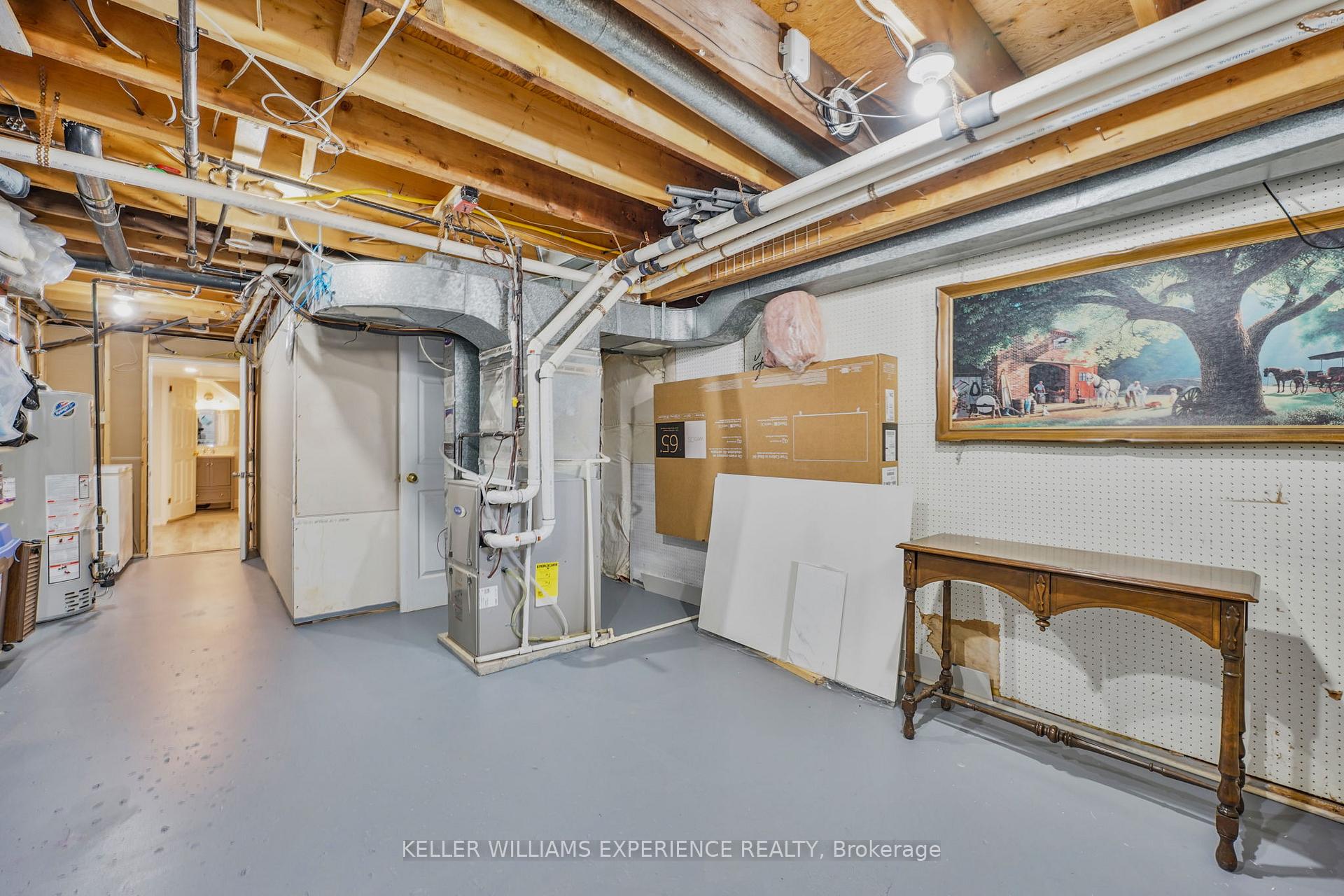 Photo 33 of 25 Lamers Crescent, Clearview, New Lowell — HOMEH