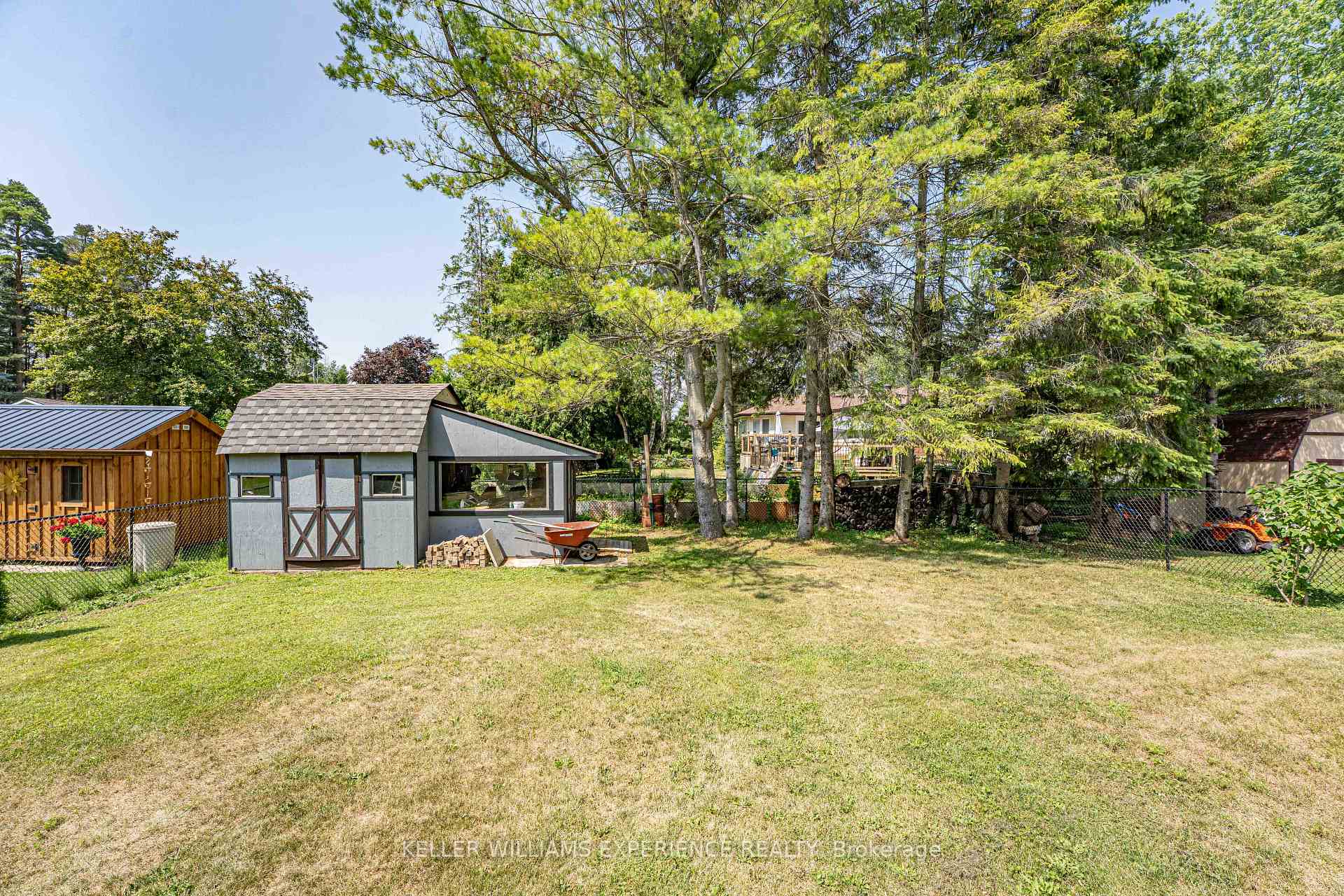 Photo 43 of 25 Lamers Crescent, Clearview, New Lowell — HOMEH