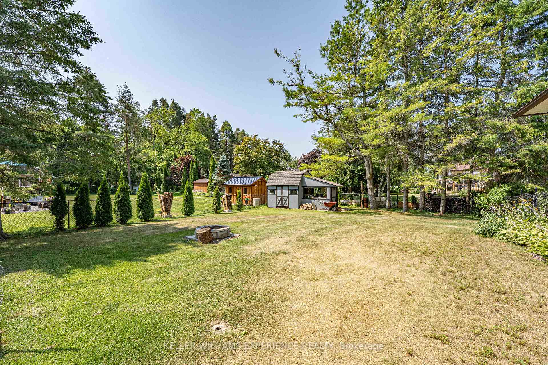 Photo 46 of 25 Lamers Crescent, Clearview, New Lowell — HOMEH