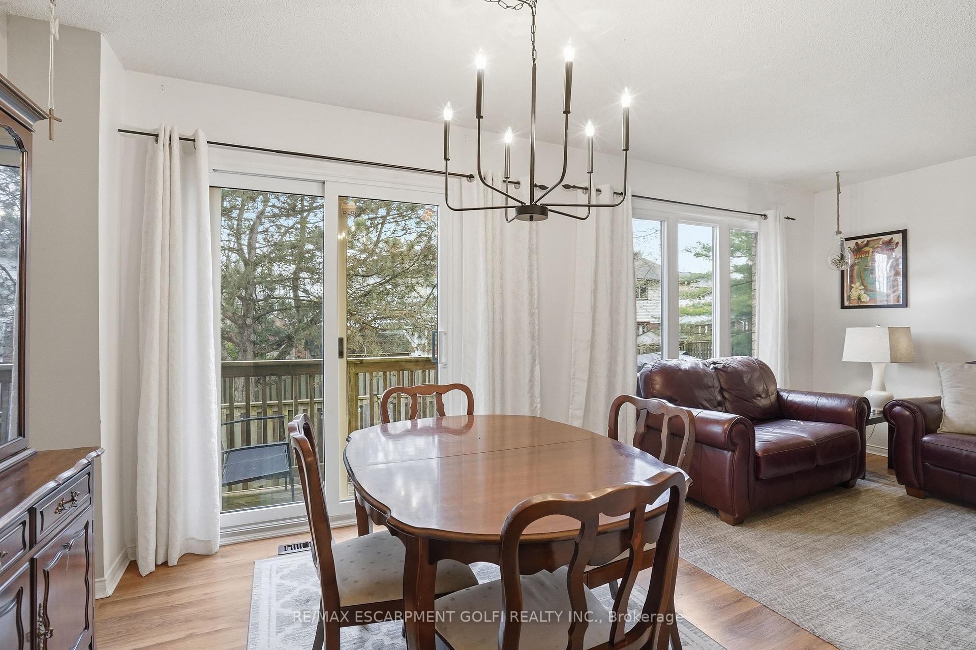 Photo 9 of Unit 6, 79 Braeheid Avenue, Hamilton, Waterdown — HOMEH