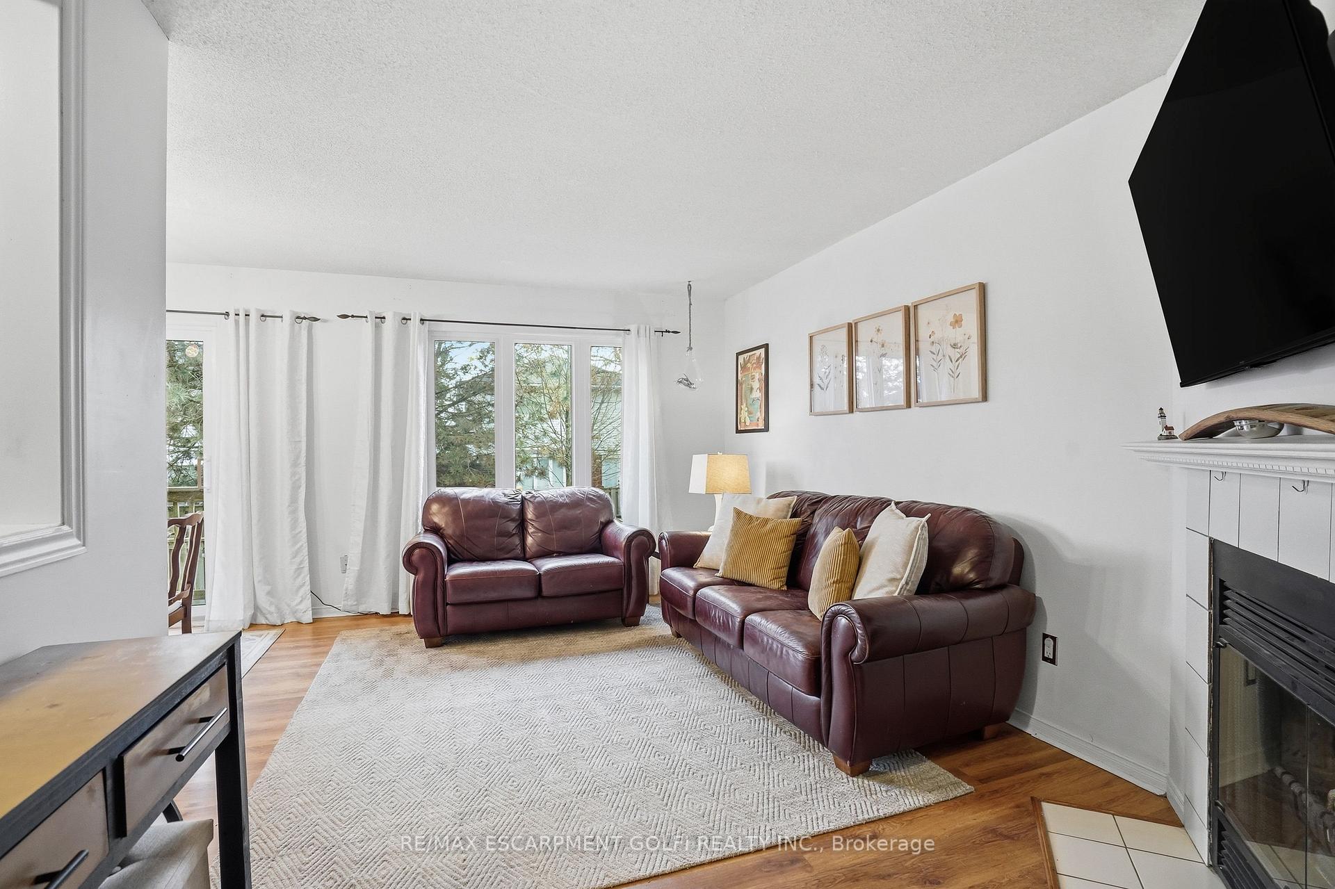 Photo 13 of Unit 6, 79 Braeheid Avenue, Hamilton, Waterdown — HOMEH