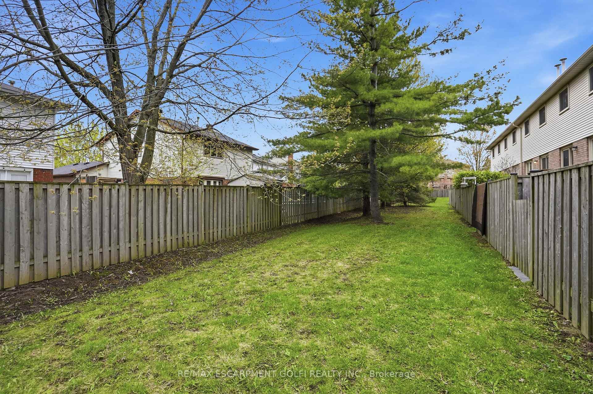 Photo 33 of Unit 6, 79 Braeheid Avenue, Hamilton, Waterdown — HOMEH
