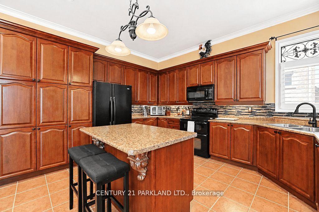 Photo 16 of 2020 Solar Place, Oshawa, Windfields — HOMEH
