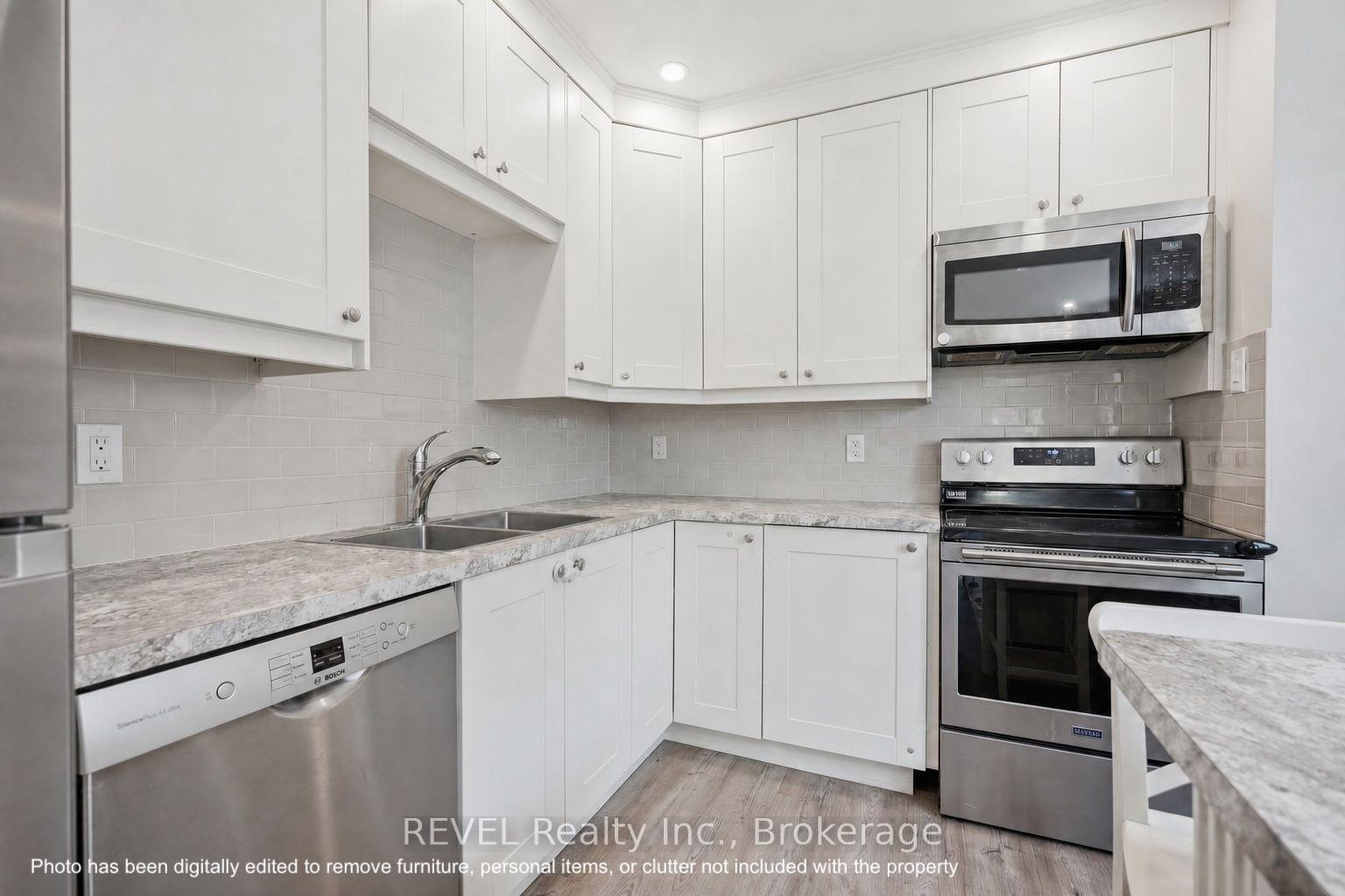 Photo 9 of 19 Leeper Street, St. Catharines, Western Hill — HOMEH