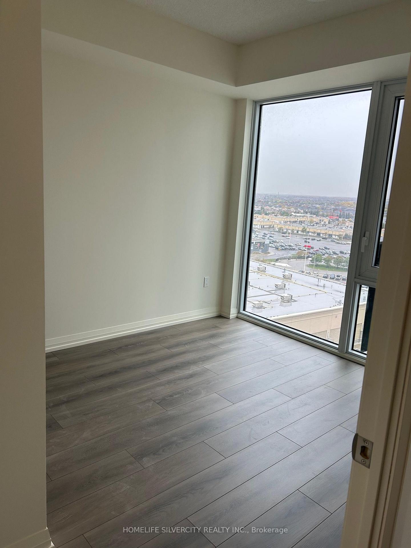 Photo 2 of Unit 1110, 27 Korda Gate, Vaughan, Vellore Village — HOMEH