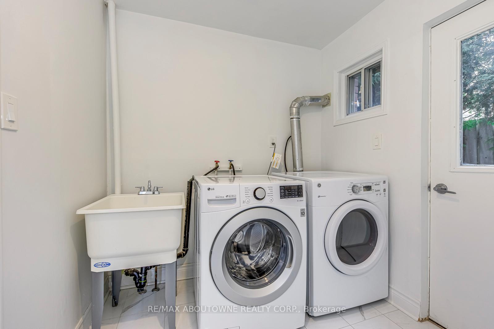 Photo 26 of 2565 Windjammer Road, Mississauga, Erin Mills — HOMEH