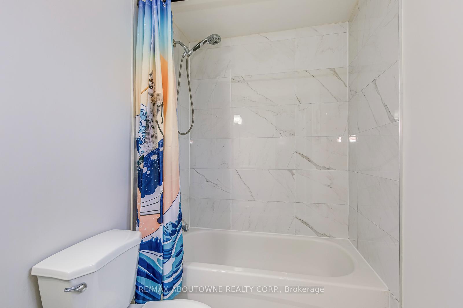 Photo 38 of 2565 Windjammer Road, Mississauga, Erin Mills — HOMEH
