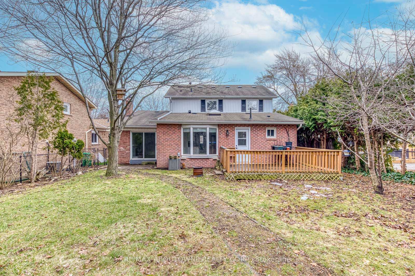 Photo 45 of 2565 Windjammer Road, Mississauga, Erin Mills — HOMEH