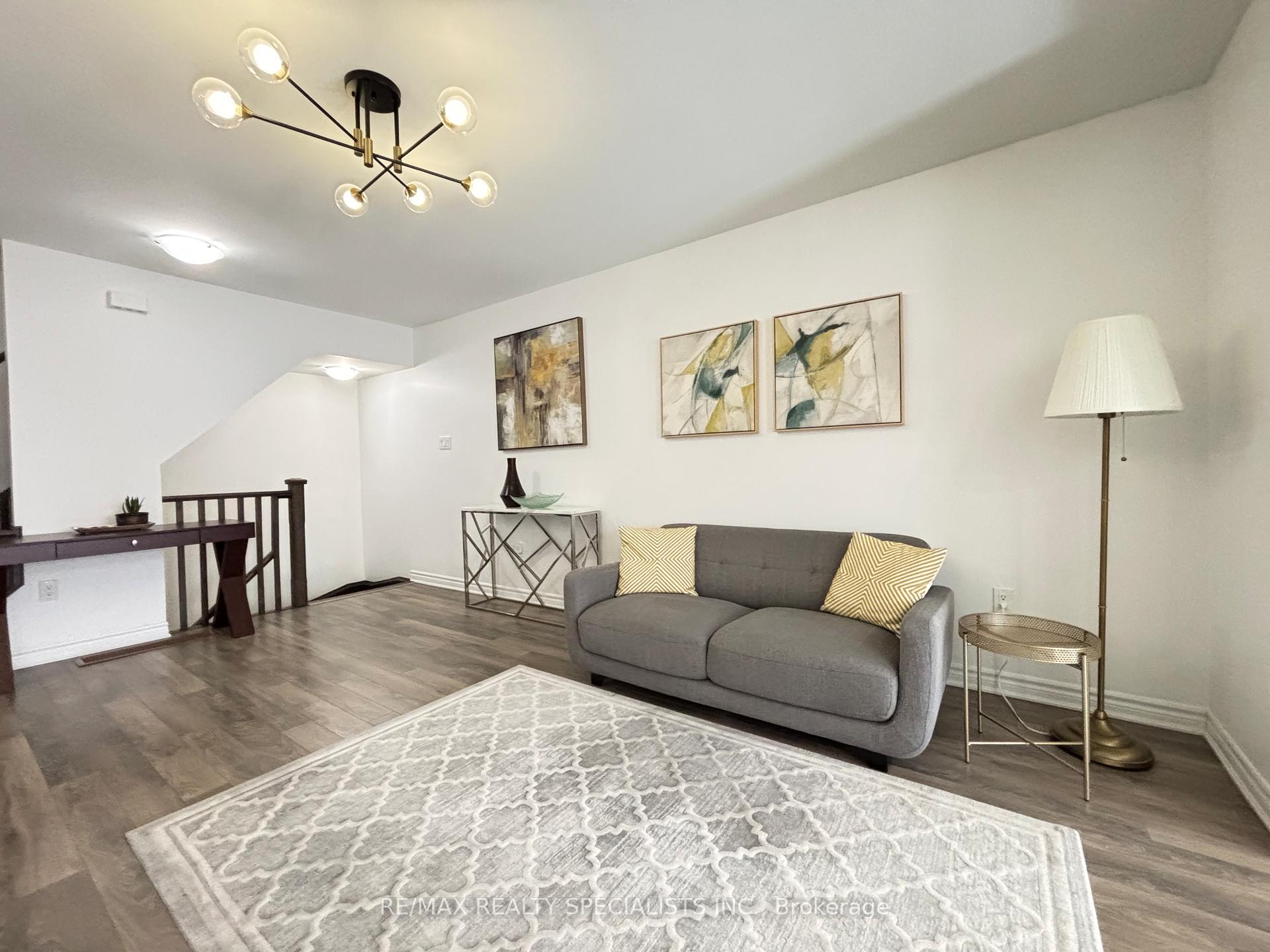 Photo 8 of 1578 Leblanc Court, Milton, Ford — HOMEH