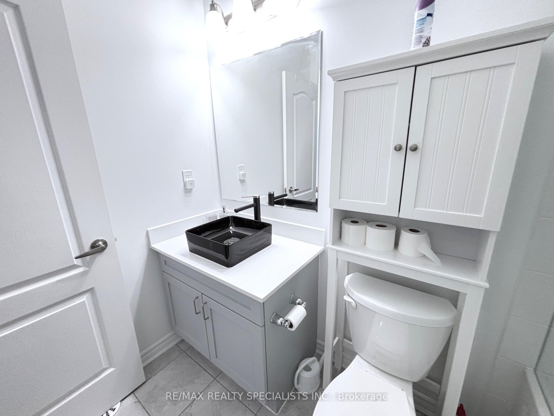 Photo 12 of 1578 Leblanc Court, Milton, Ford — HOMEH