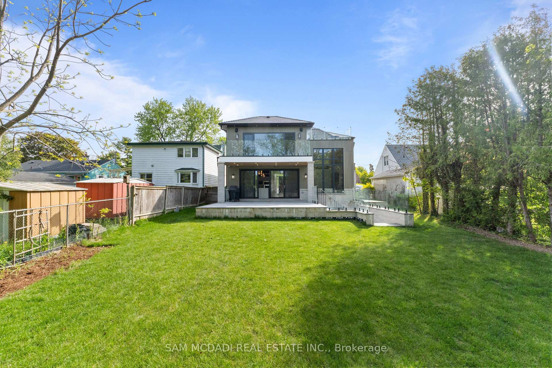 Photo 44 of 9 Earl Street, Mississauga, Streetsville — HOMEH