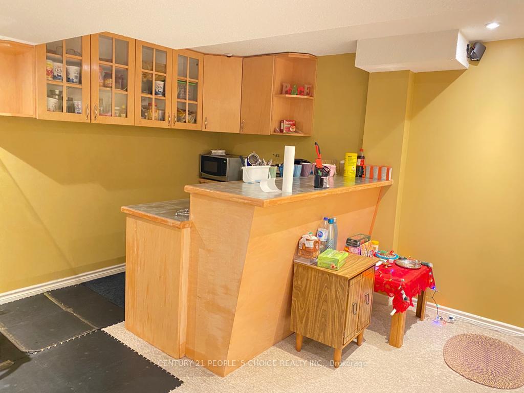 Photo 8 of Unit (Lower), 854 Knotty Pine Grove, Mississauga, Meadowvale Village — HOMEH