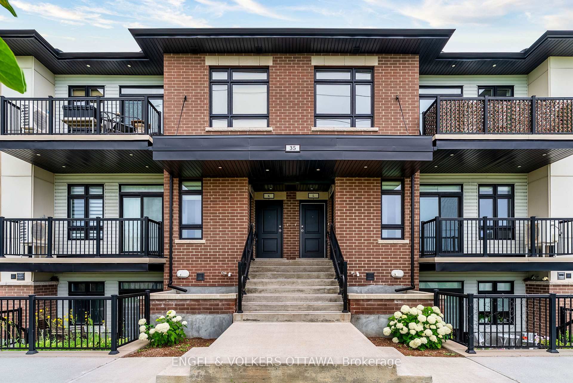 Photo 1 of Unit G, 35 Overberg Way, Ottawa, Kanata - Emerald Meadows/Trailwest — HOMEH