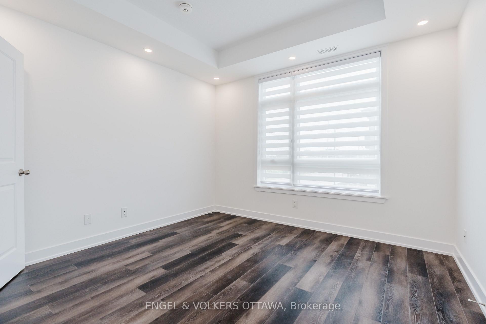 Photo 18 of Unit G, 35 Overberg Way, Ottawa, Kanata - Emerald Meadows/Trailwest — HOMEH