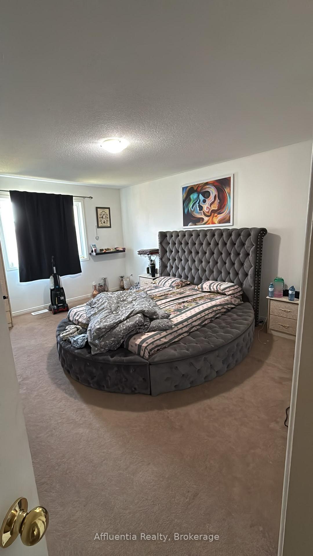 Photo 3 of 27 Ainley Road, Brampton, Fletcher's Meadow — HOMEH