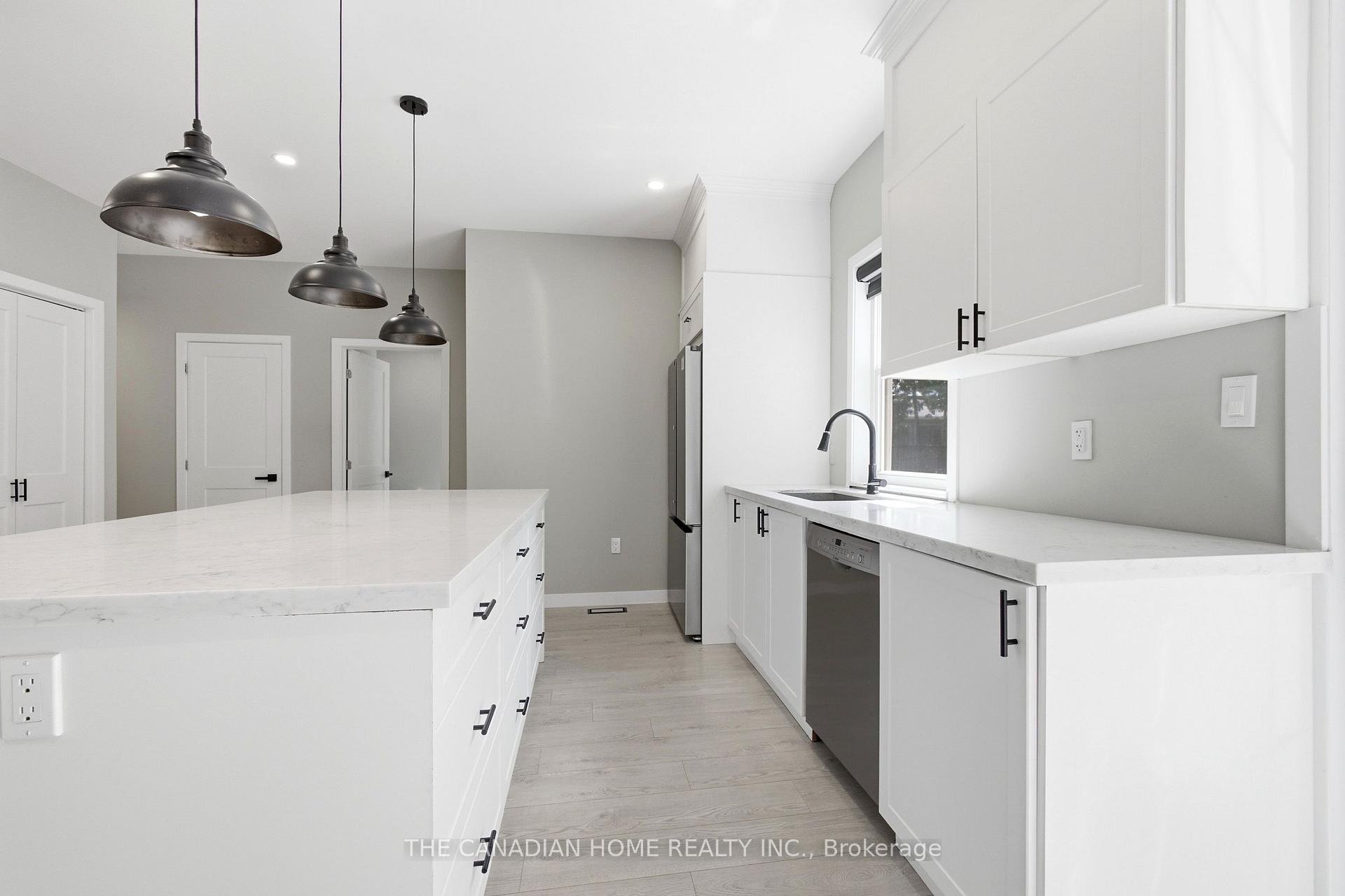 Photo 7 of 179 Church Street, Georgina, Keswick North — HOMEH