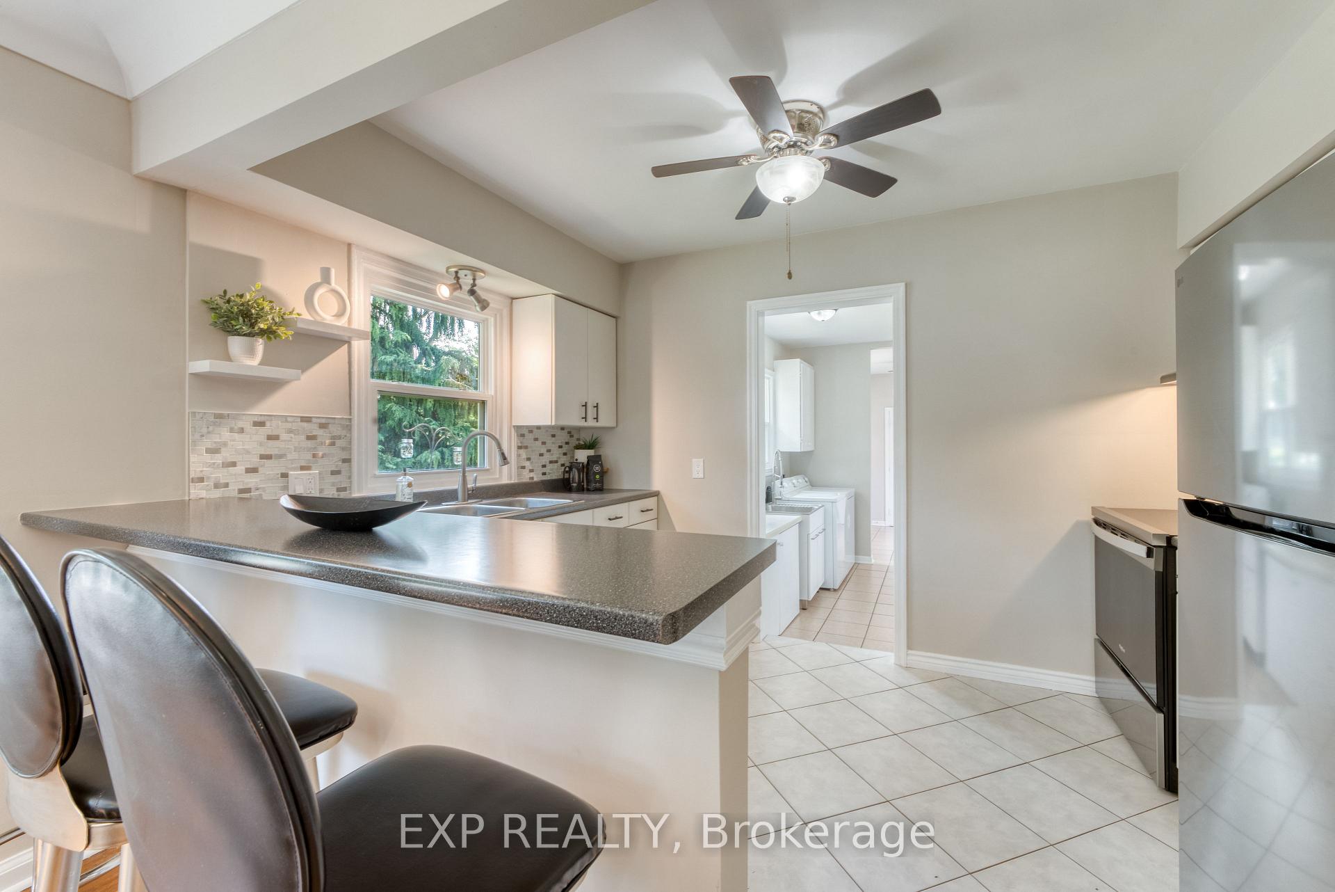 Photo 8 of 791 Scofield Avenue, Windsor — HOMEH