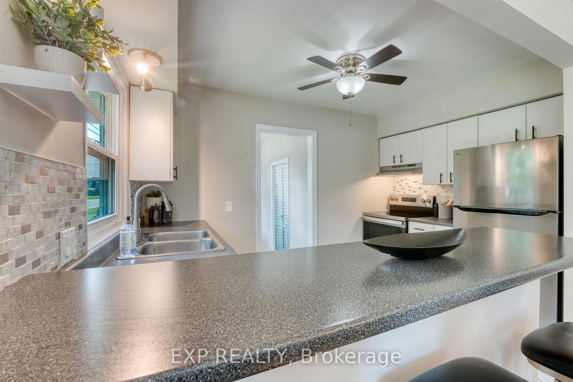 Photo 9 of 791 Scofield Avenue, Windsor — HOMEH
