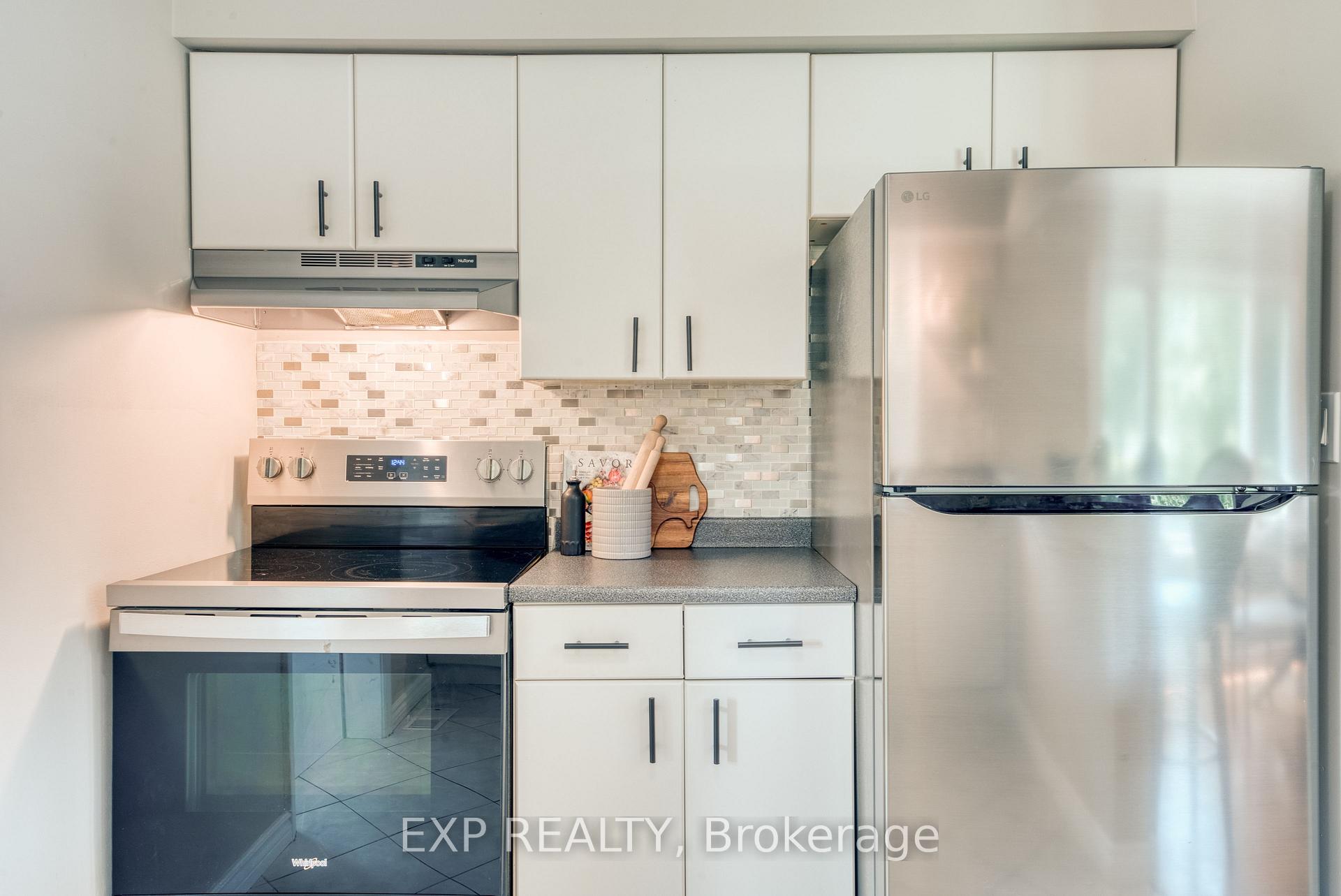 Photo 15 of 791 Scofield Avenue, Windsor — HOMEH