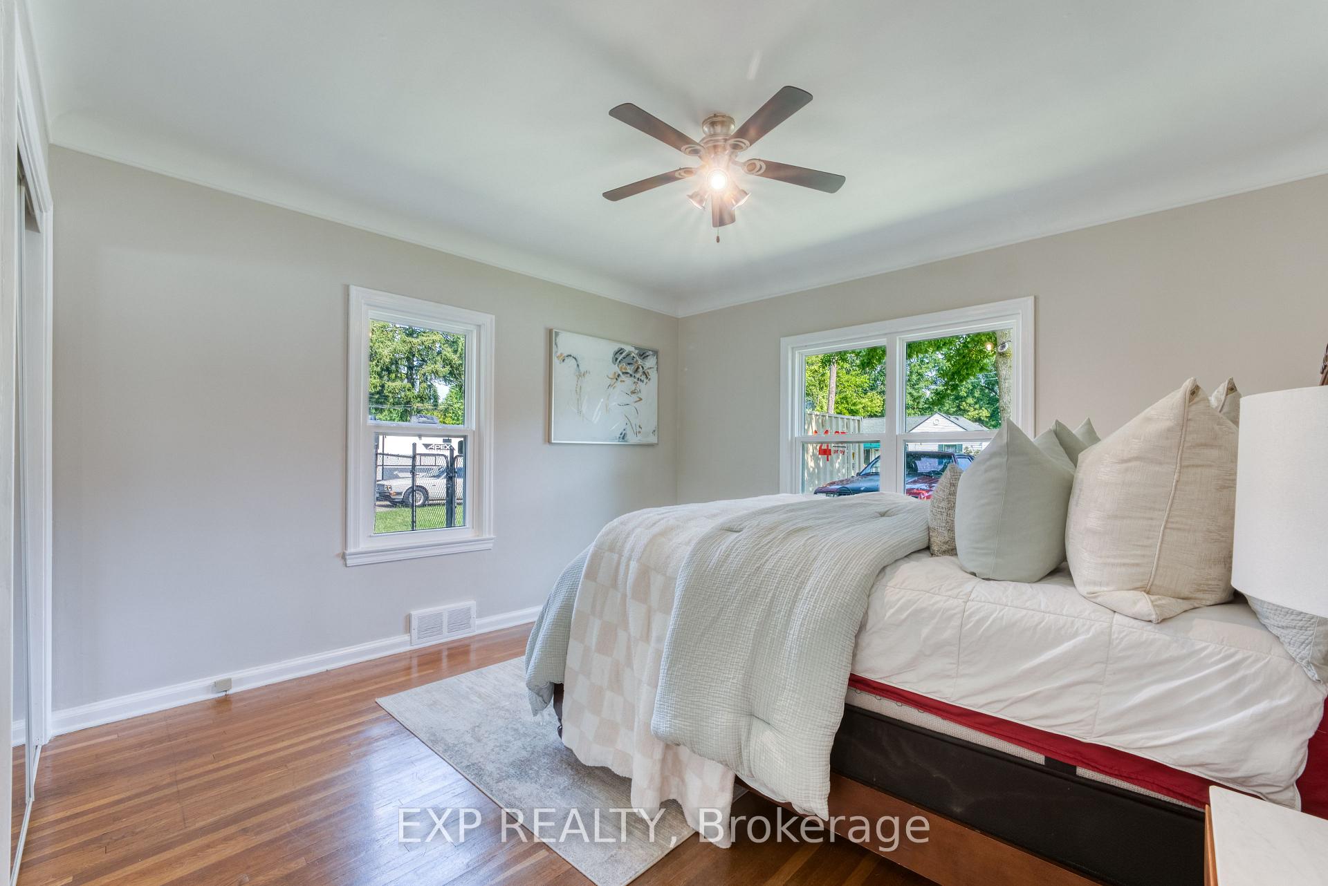 Photo 24 of 791 Scofield Avenue, Windsor — HOMEH