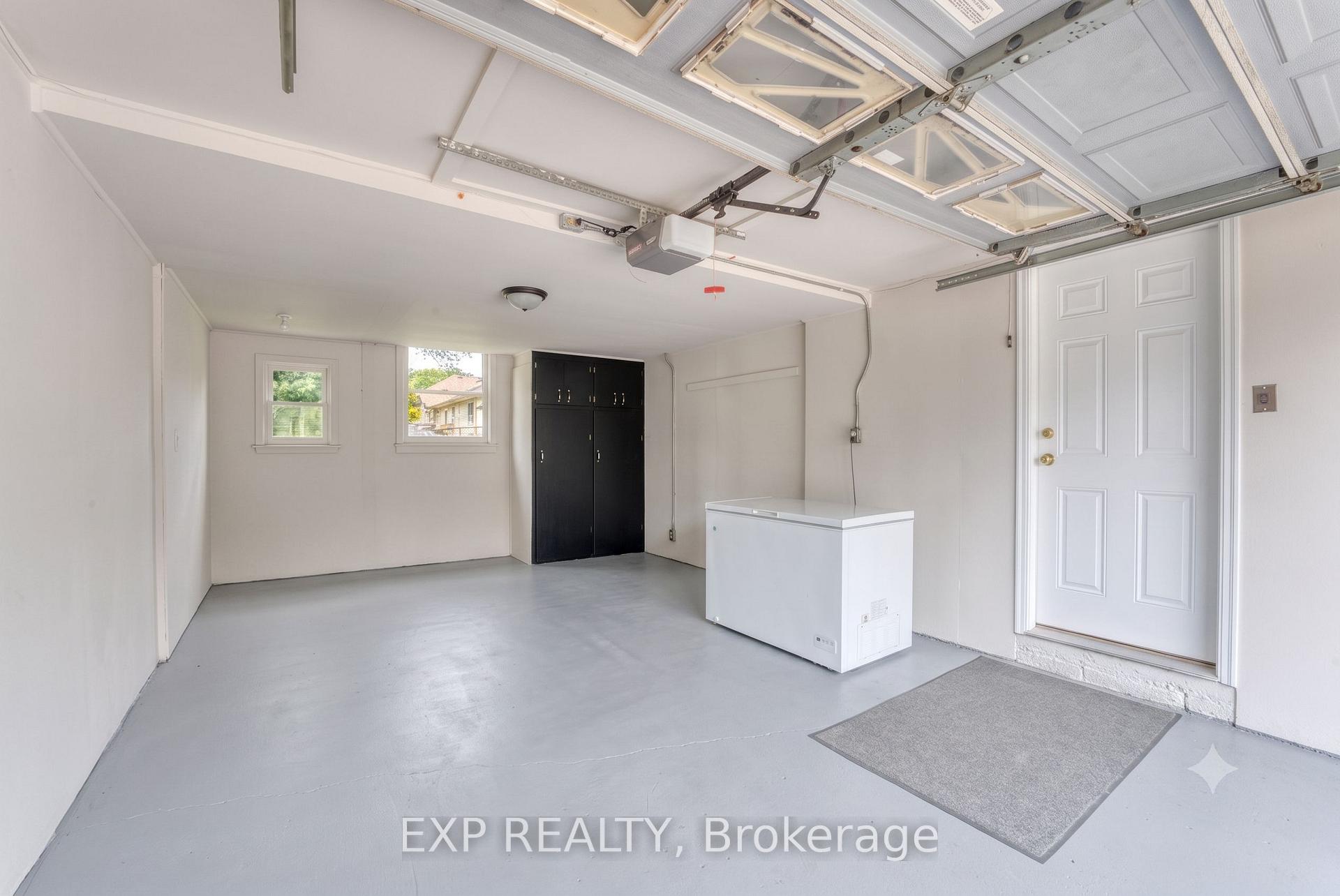 Photo 31 of 791 Scofield Avenue, Windsor — HOMEH