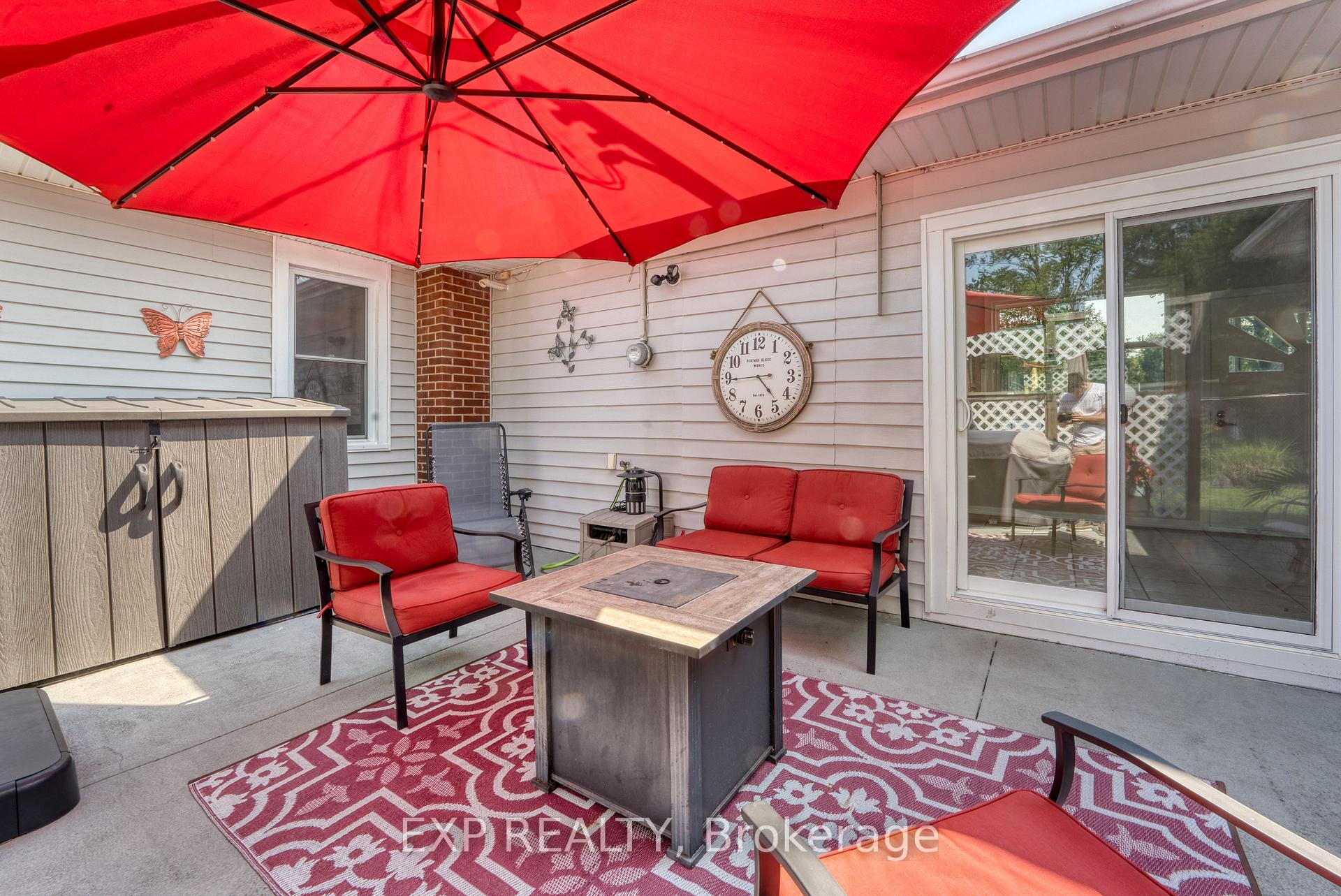 Photo 36 of 791 Scofield Avenue, Windsor — HOMEH