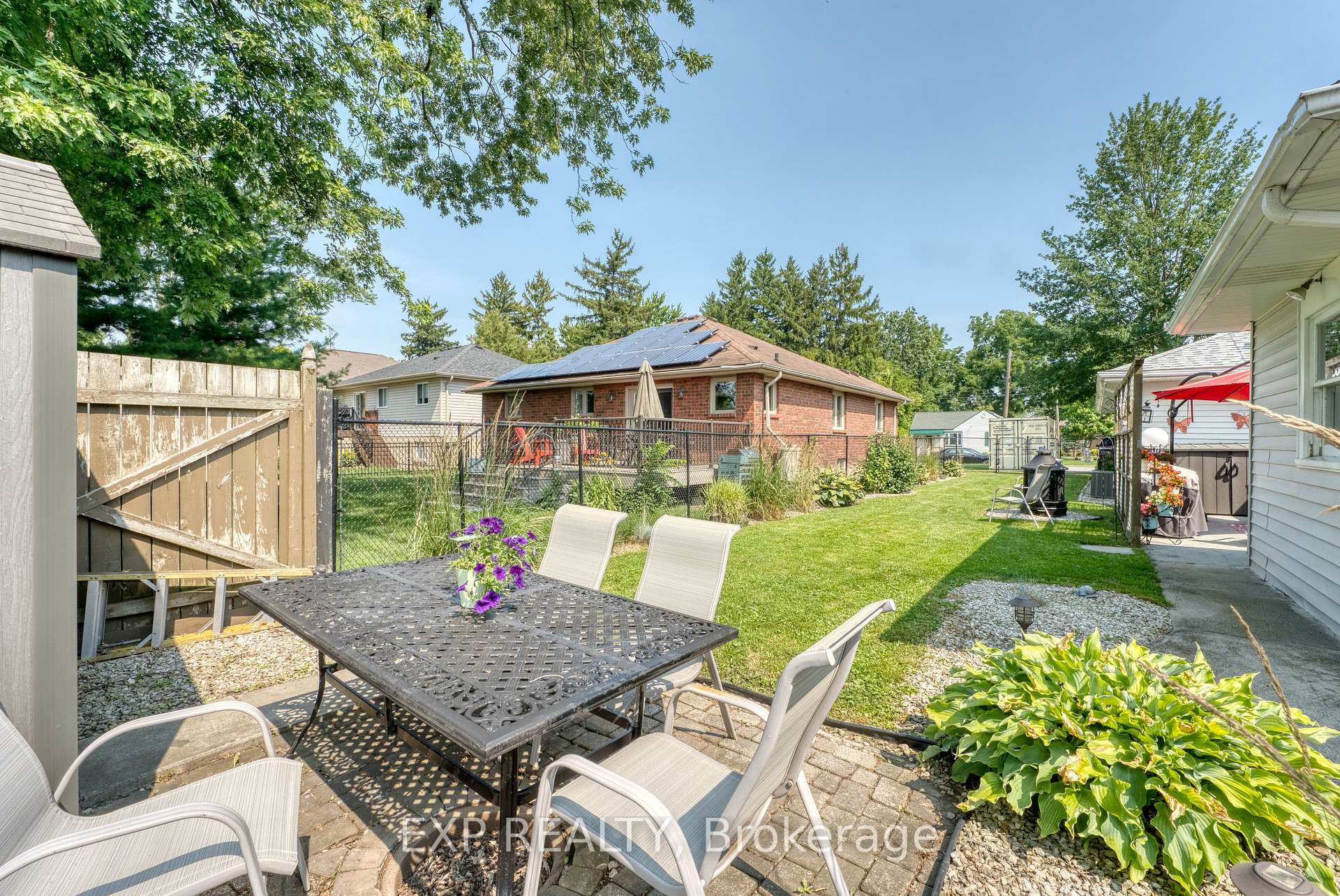 Photo 40 of 791 Scofield Avenue, Windsor — HOMEH