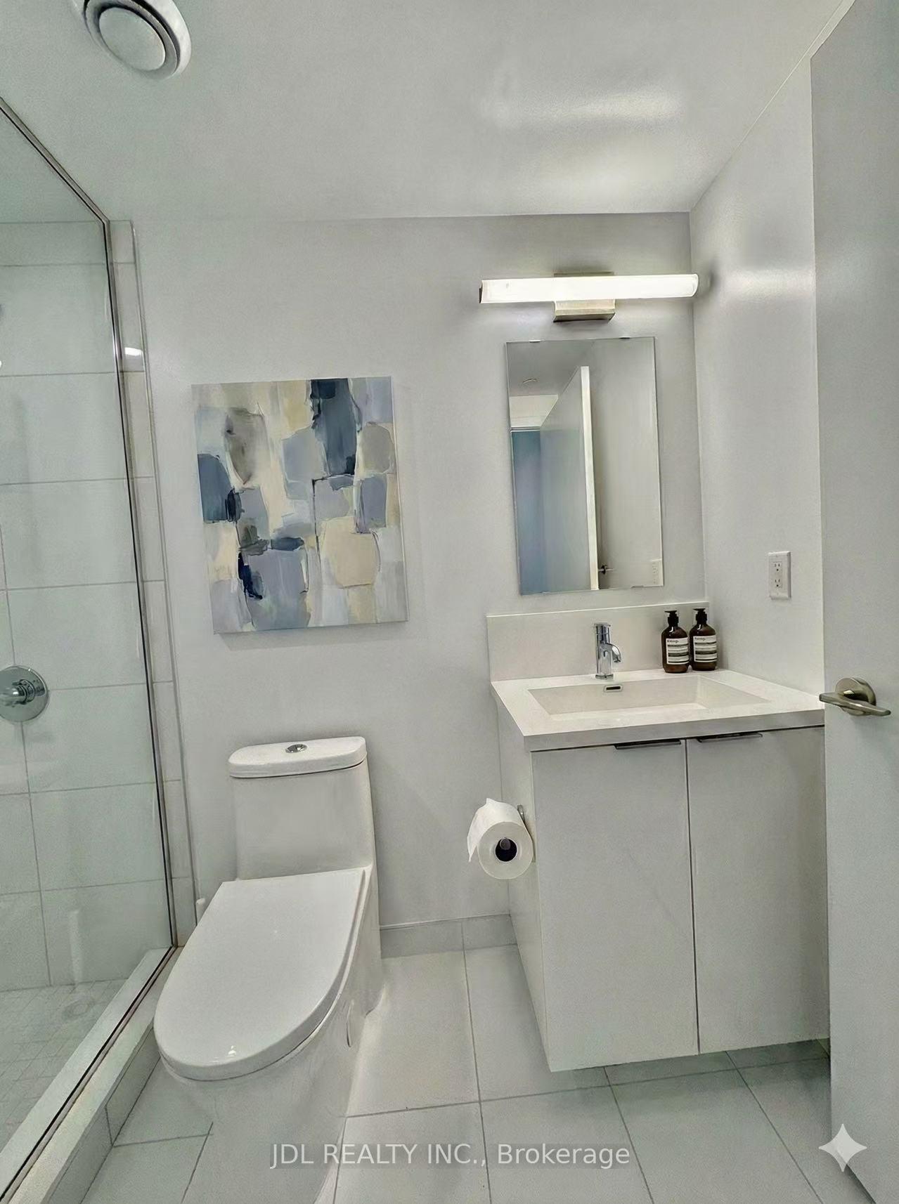 Photo 5 of Unit 3709, 238 Simcoe Street, Toronto, Kensington-Chinatown — HOMEH