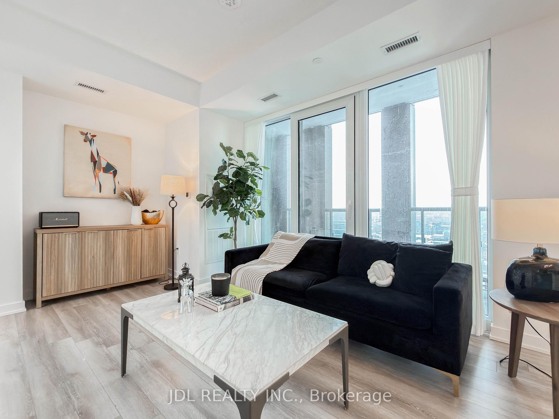 Photo 15 of Unit 3709, 238 Simcoe Street, Toronto, Kensington-Chinatown — HOMEH
