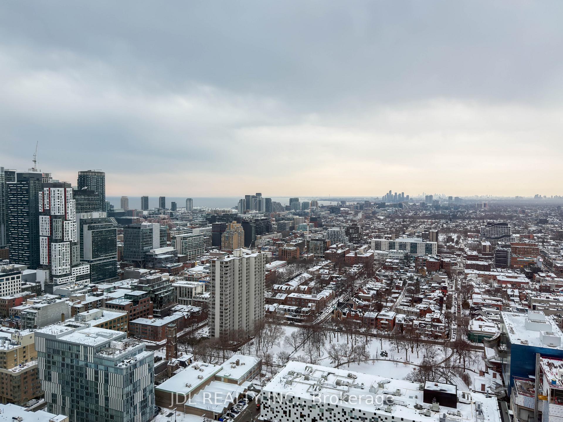 Photo 21 of Unit 3709, 238 Simcoe Street, Toronto, Kensington-Chinatown — HOMEH