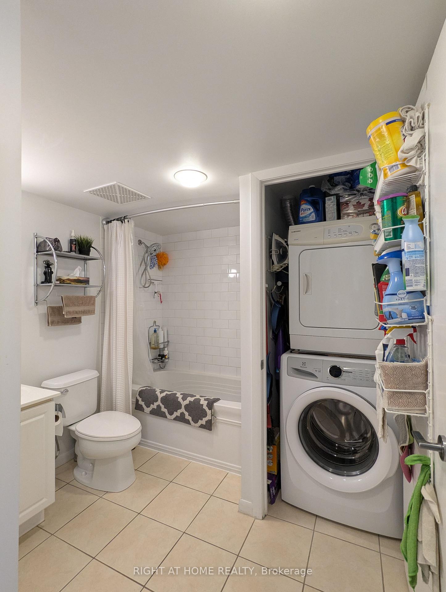 Photo 8 of Unit 904, 185 Legion Road N, Etobicoke, Mimico — HOMEH