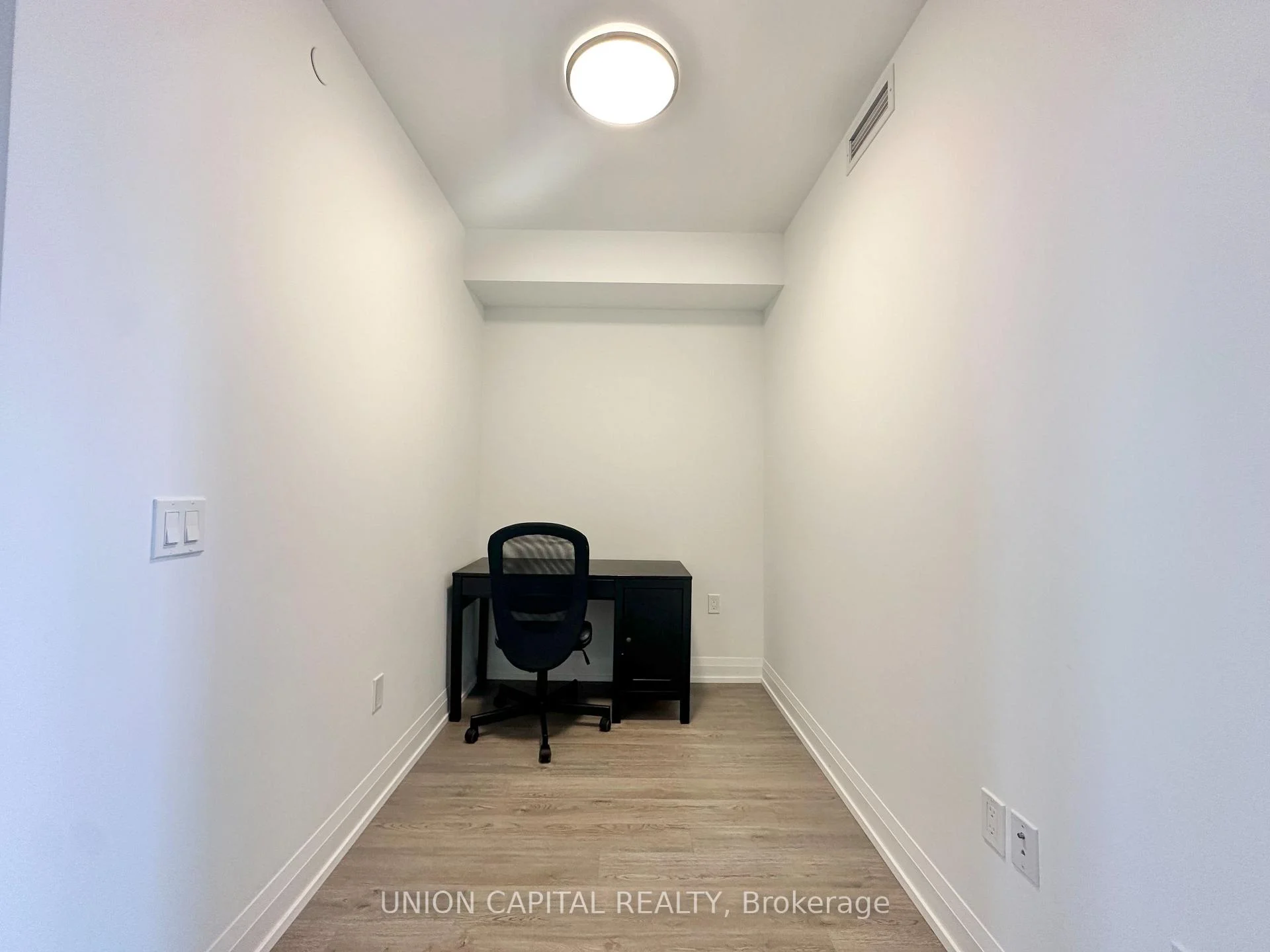 Photo 10 of Unit 2410, 77 Mutual Street, Toronto, Church-Yonge Corridor — HOMEH