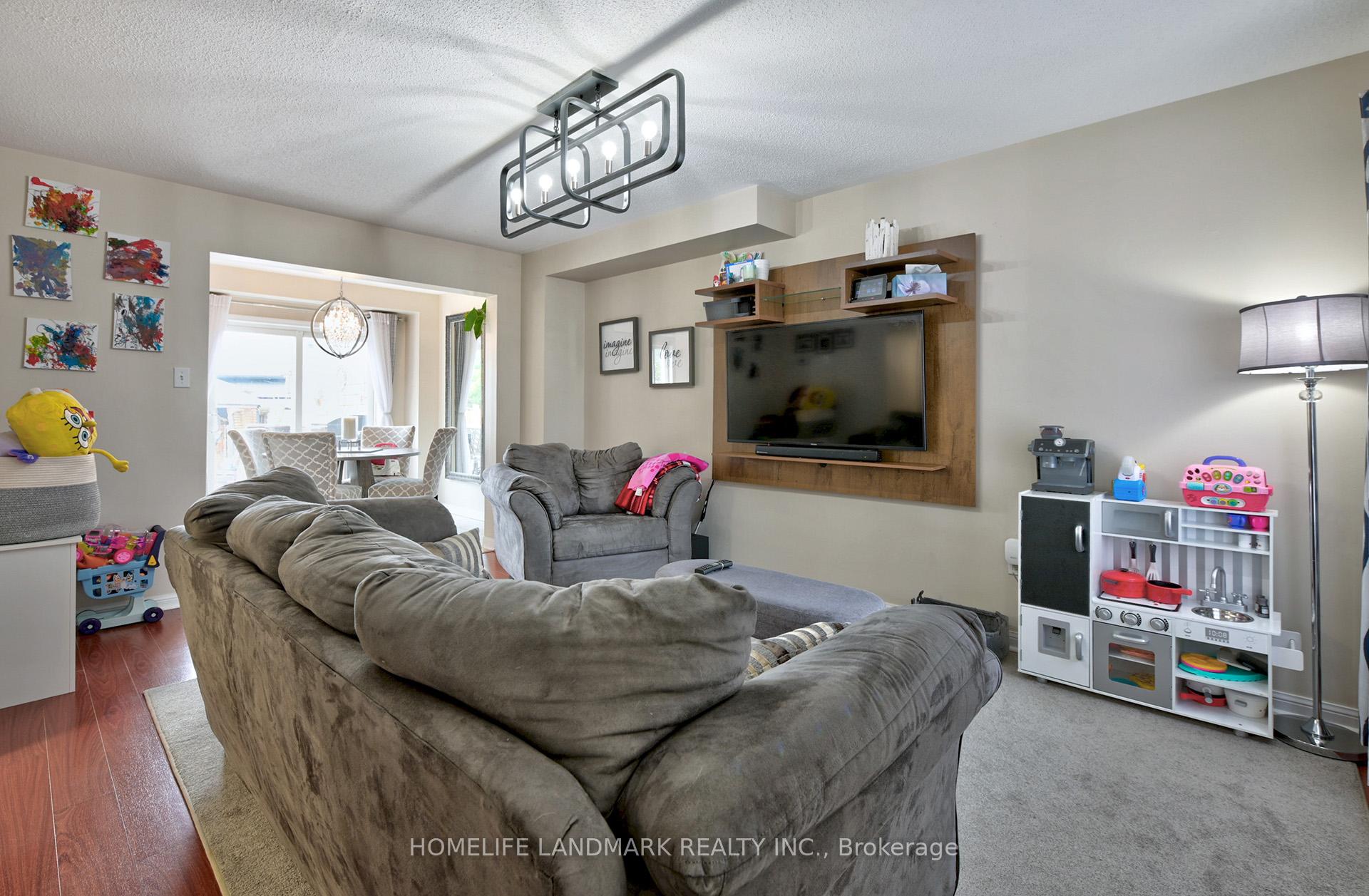 Photo 3 of 43 Coleman Drive, Barrie, Edgehill Drive — HOMEH