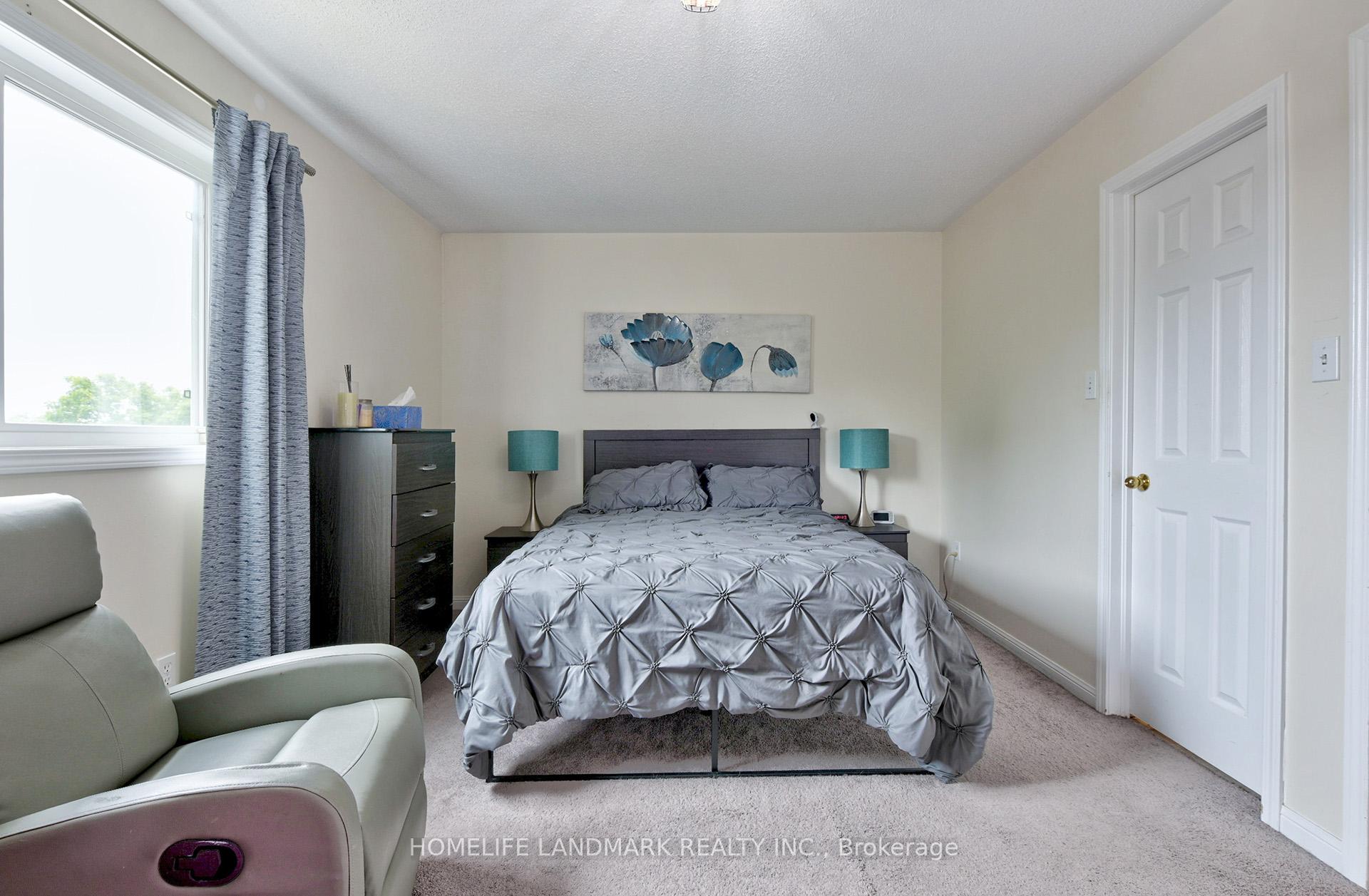 Photo 16 of 43 Coleman Drive, Barrie, Edgehill Drive — HOMEH