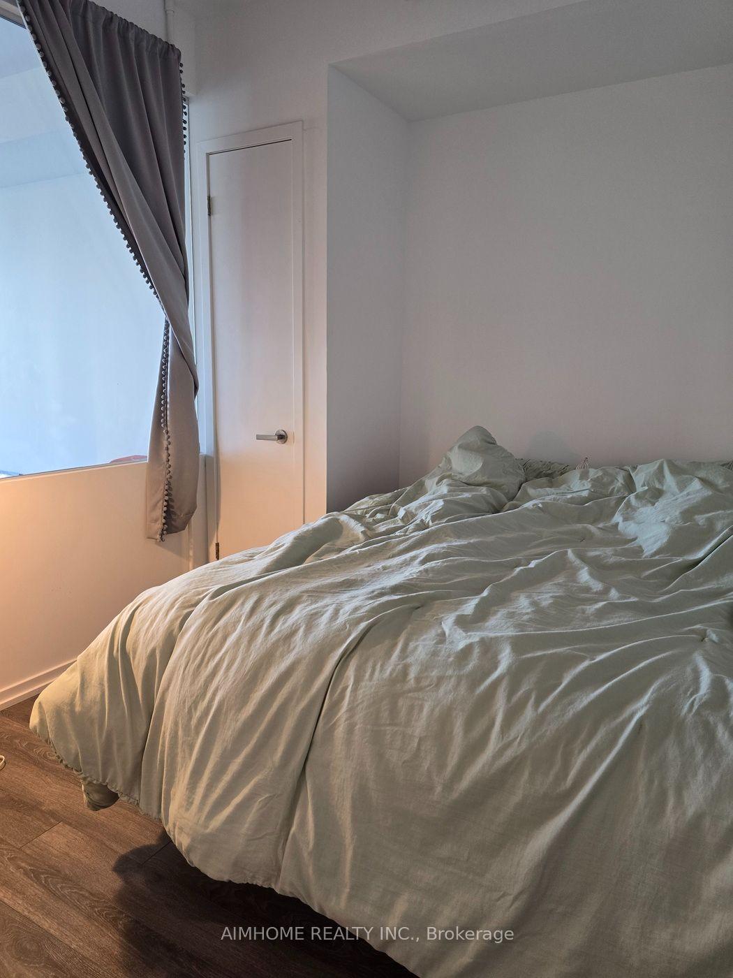 Photo 10 of Unit 3004, 197 Yonge Street, Toronto, Church-Yonge Corridor — HOMEH