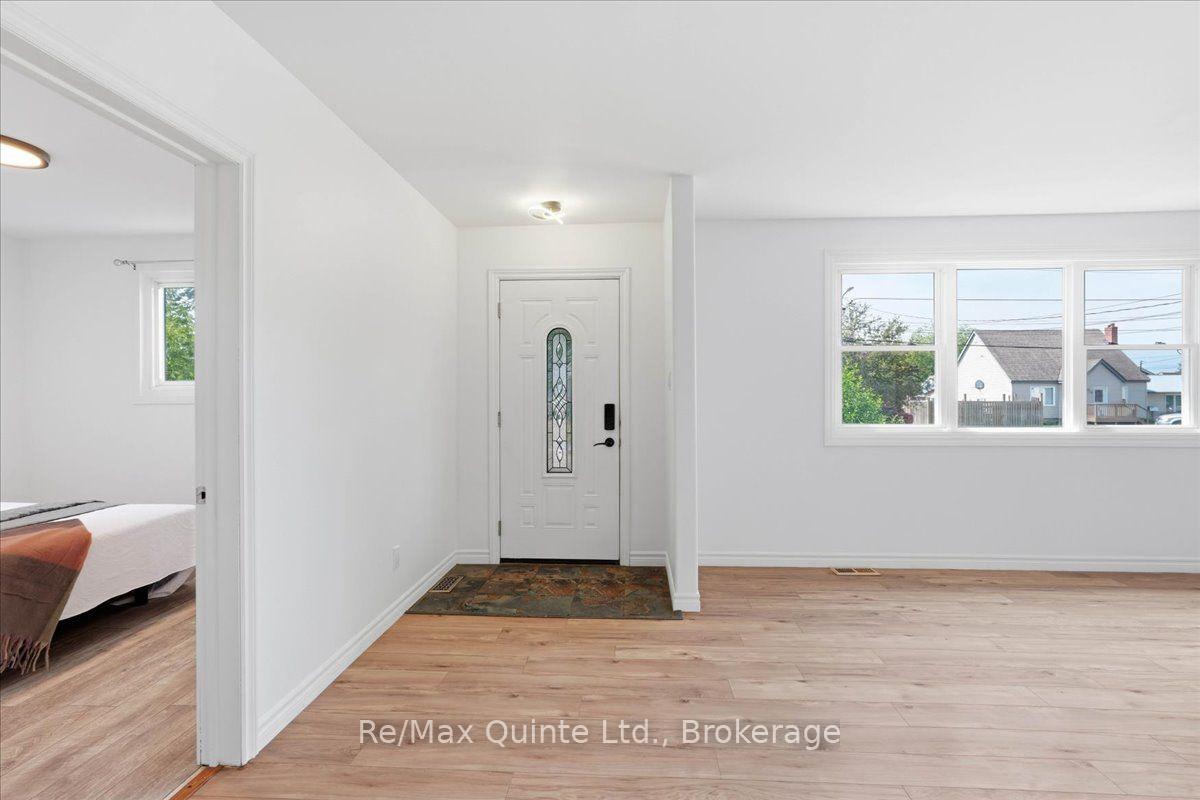 Photo 3 of 86 Princess Street, Quinte West, Trenton Ward — HOMEH