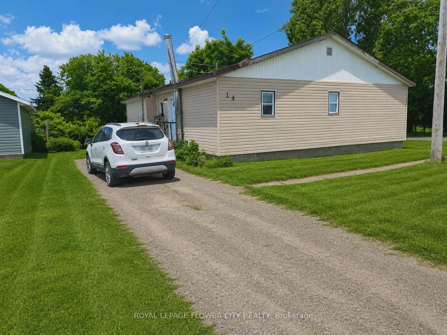 Photo 16 of 14 St Thomas Street E, Markstay-Warren — HOMEH
