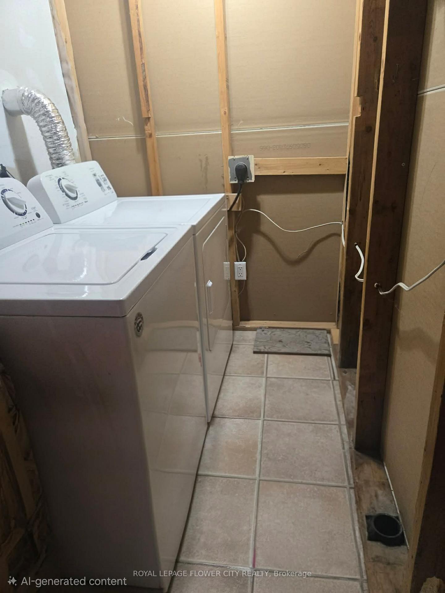 Photo 17 of 14 St Thomas Street E, Markstay-Warren — HOMEH