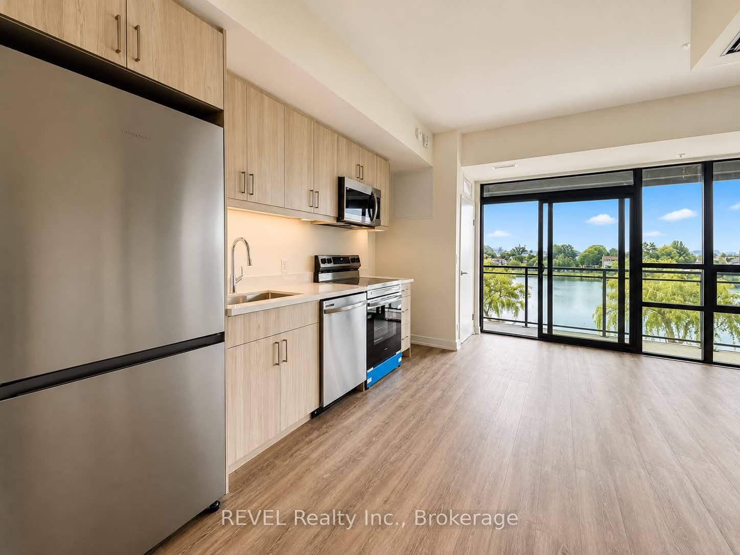 Photo 1 of Unit 228, 350 Prince Charles Drive, Welland, Broadway — HOMEH