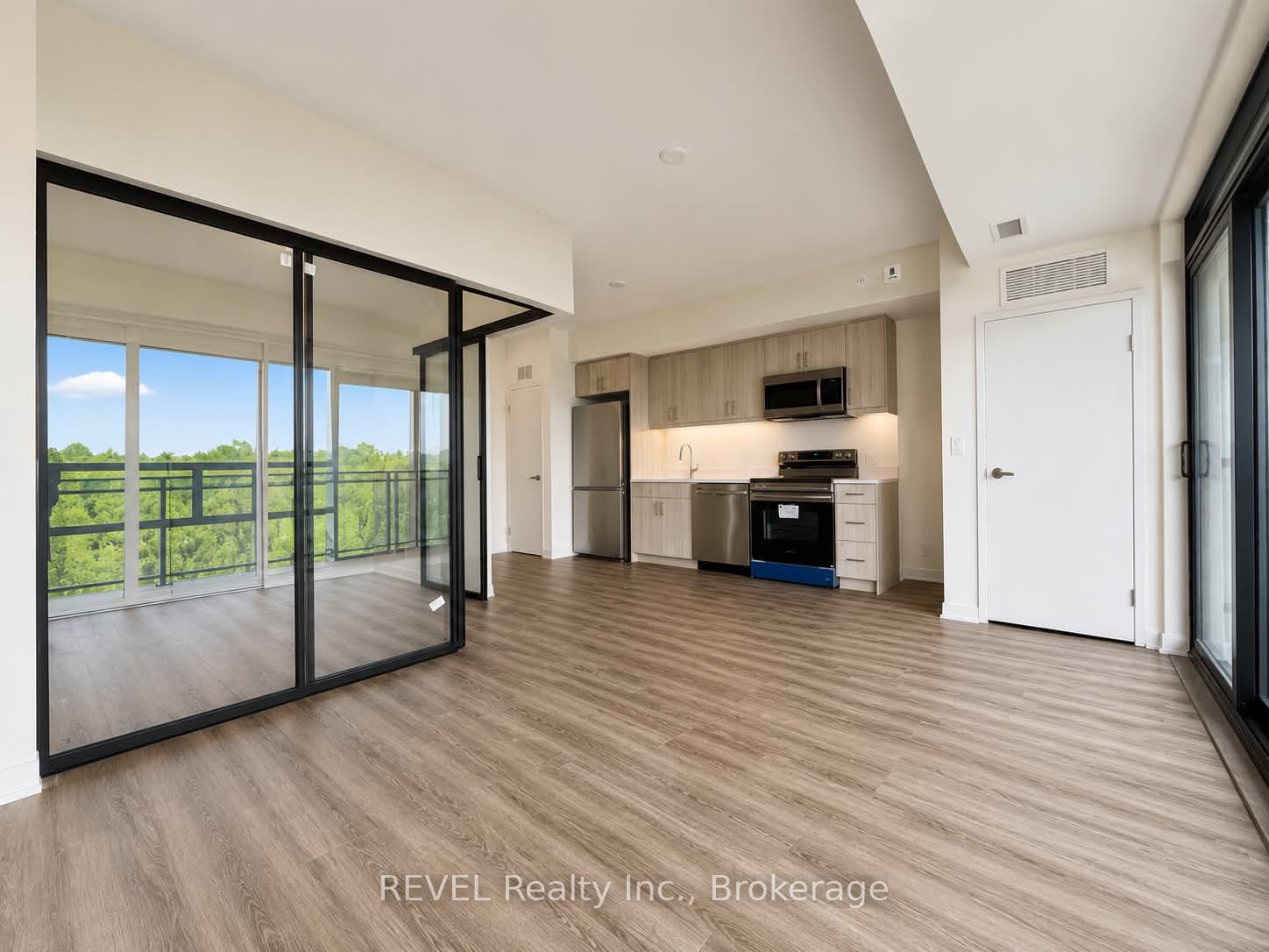 Photo 2 of Unit 228, 350 Prince Charles Drive, Welland, Broadway — HOMEH