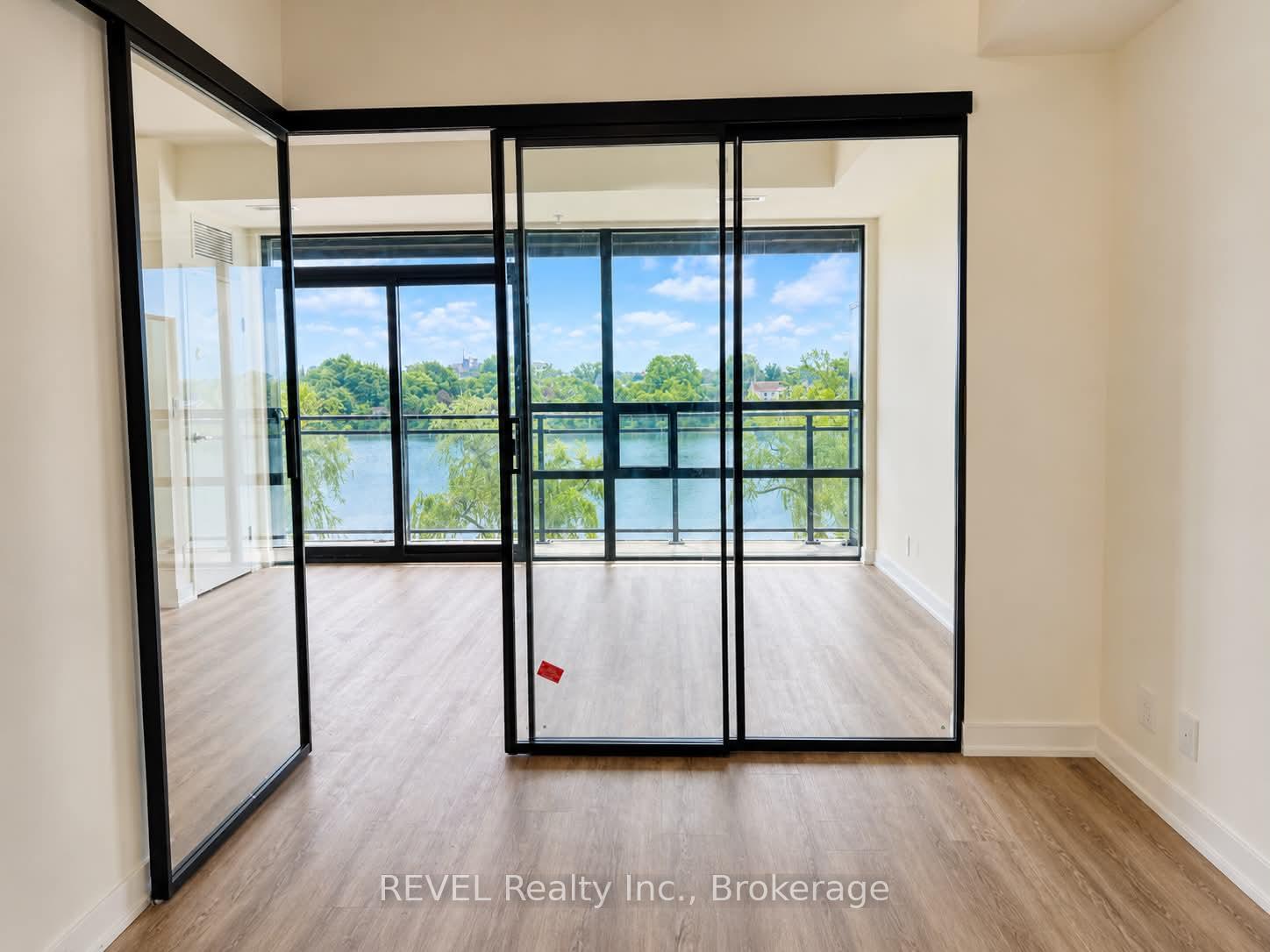 Photo 5 of Unit 228, 350 Prince Charles Drive, Welland, Broadway — HOMEH