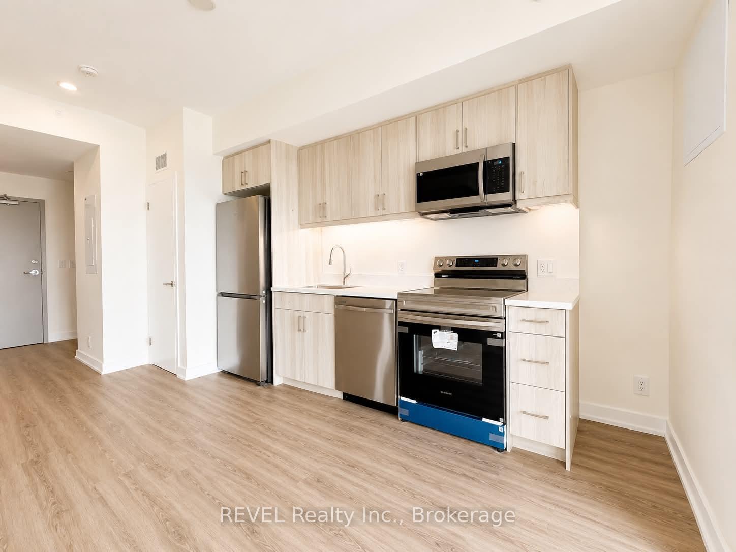 Photo 11 of Unit 228, 350 Prince Charles Drive, Welland, Broadway — HOMEH