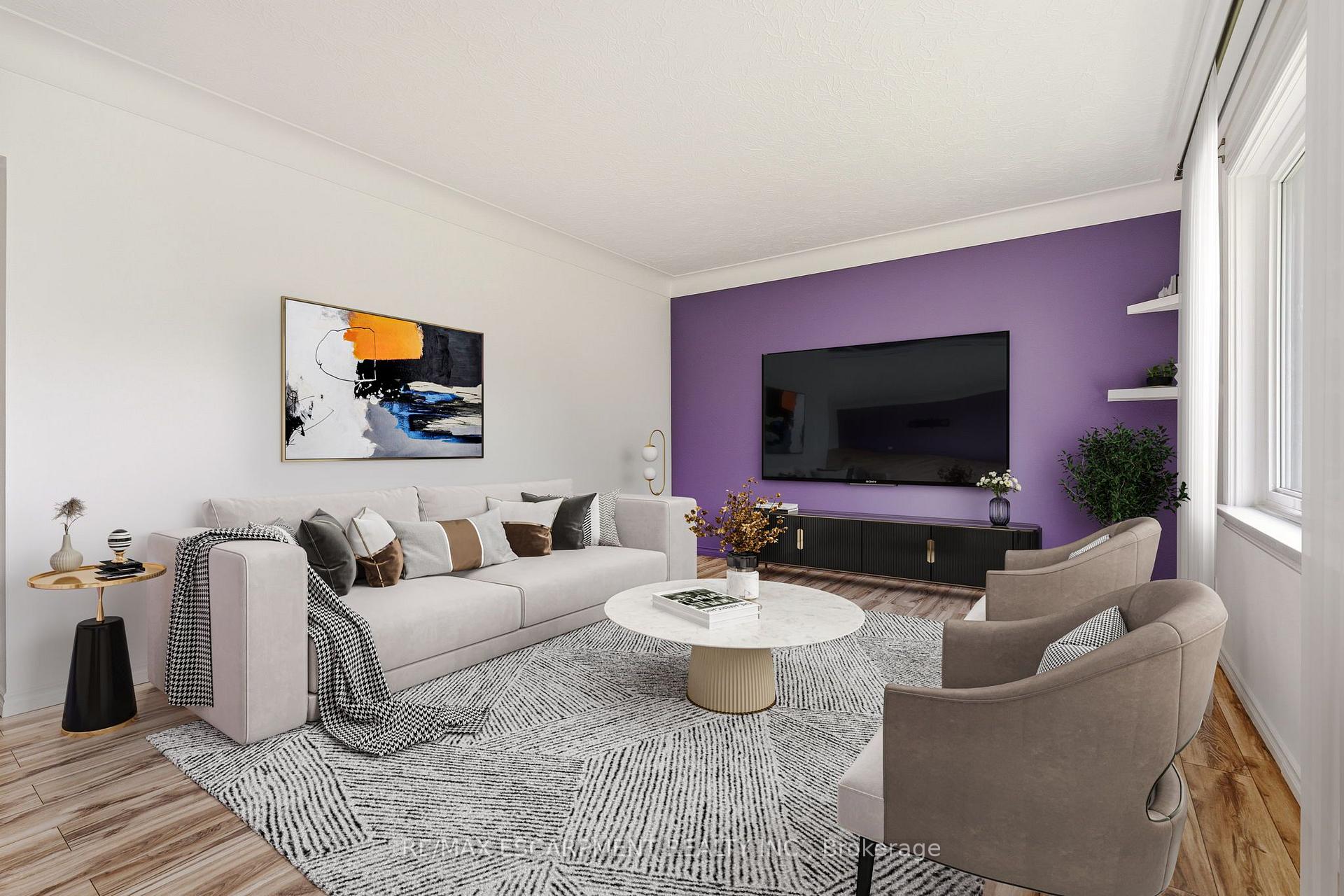Photo 6 of 25 Briarsdale Drive, St. Catharines, Glendale/Glenridge — HOMEH