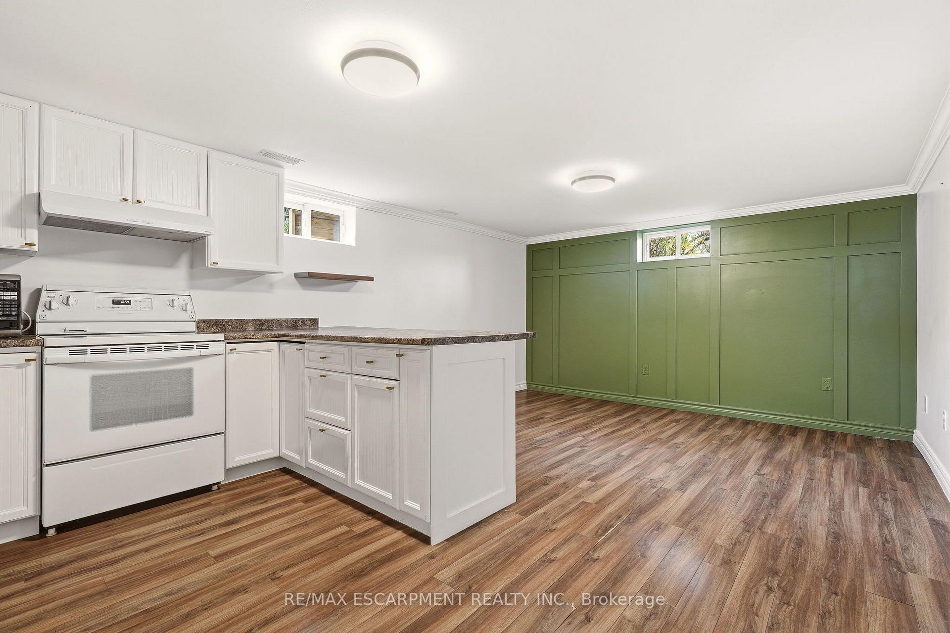 Photo 26 of 25 Briarsdale Drive, St. Catharines, Glendale/Glenridge — HOMEH