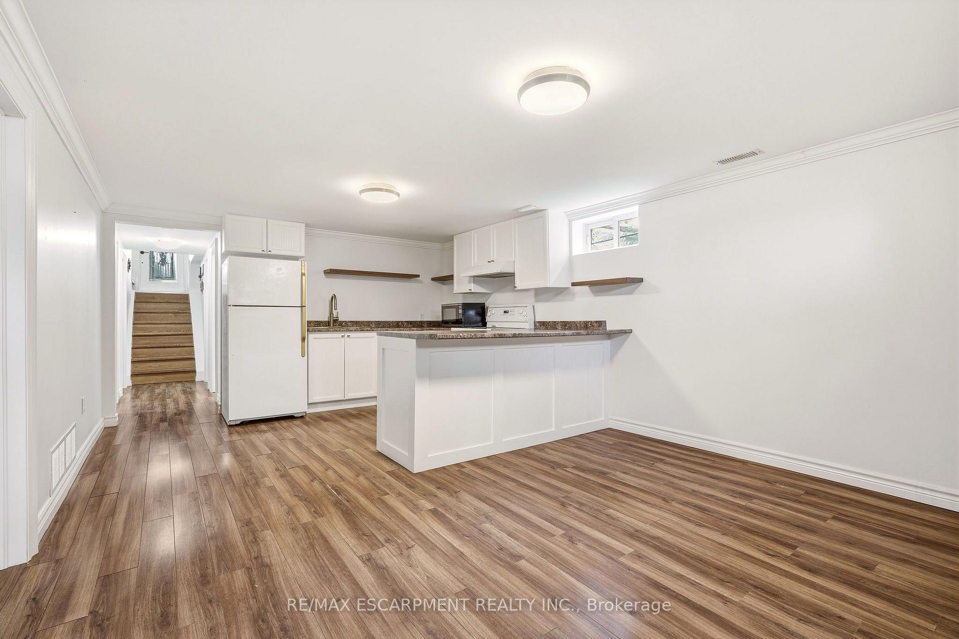 Photo 27 of 25 Briarsdale Drive, St. Catharines, Glendale/Glenridge — HOMEH