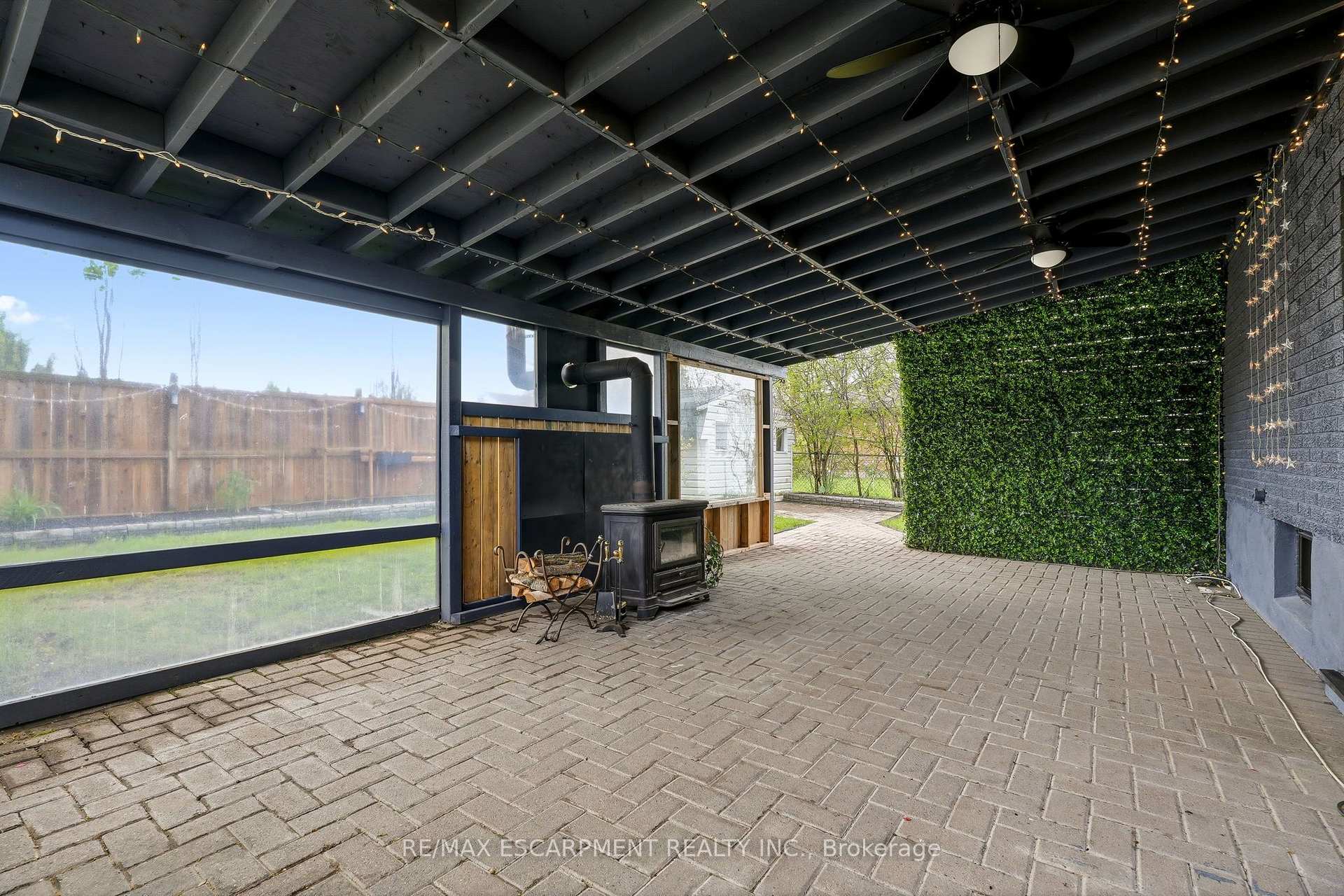 Photo 34 of 25 Briarsdale Drive, St. Catharines, Glendale/Glenridge — HOMEH