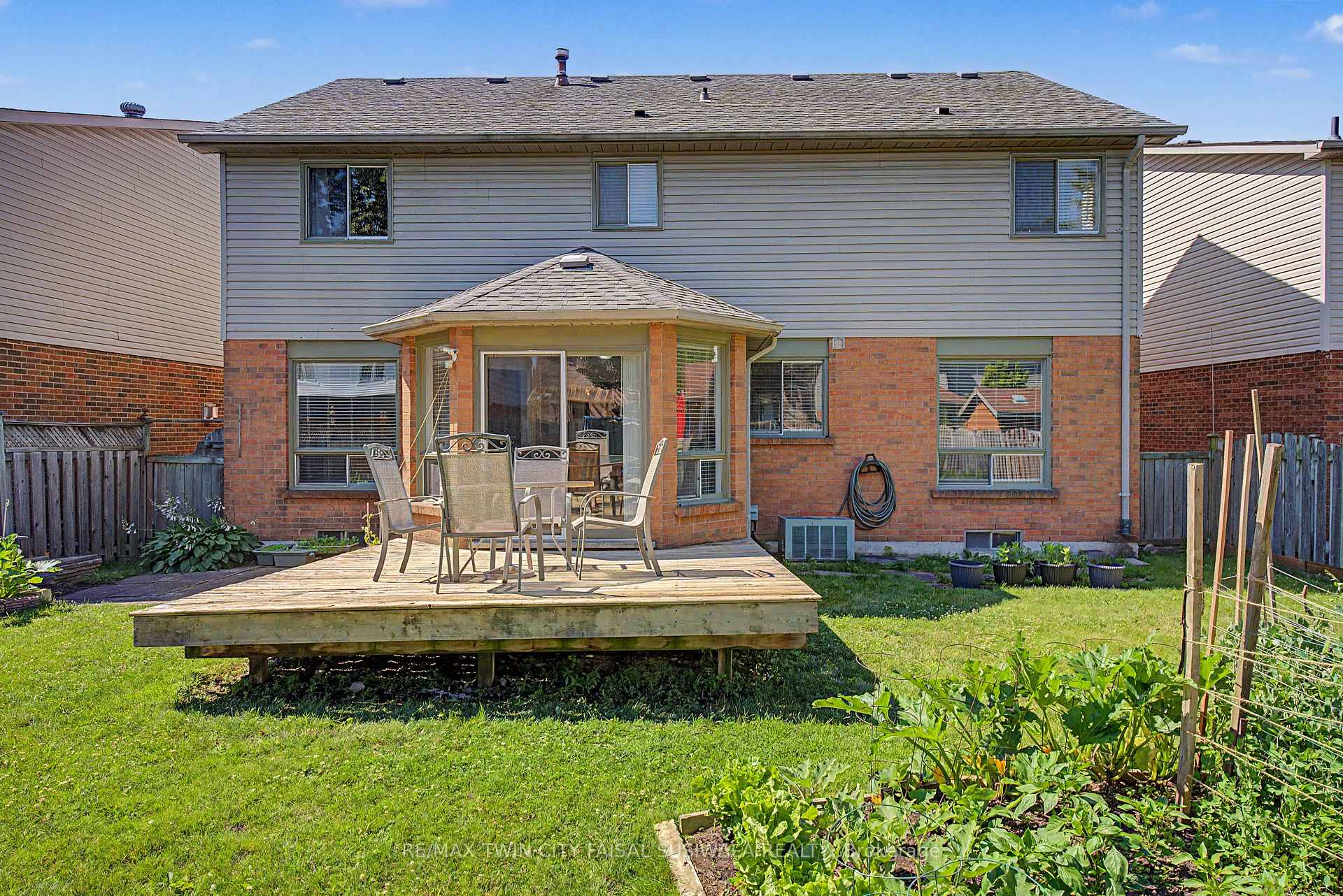 Photo 6 of 194 Glenvalley Drive, Cambridge, Clemens Mills/Saginaw — HOMEH