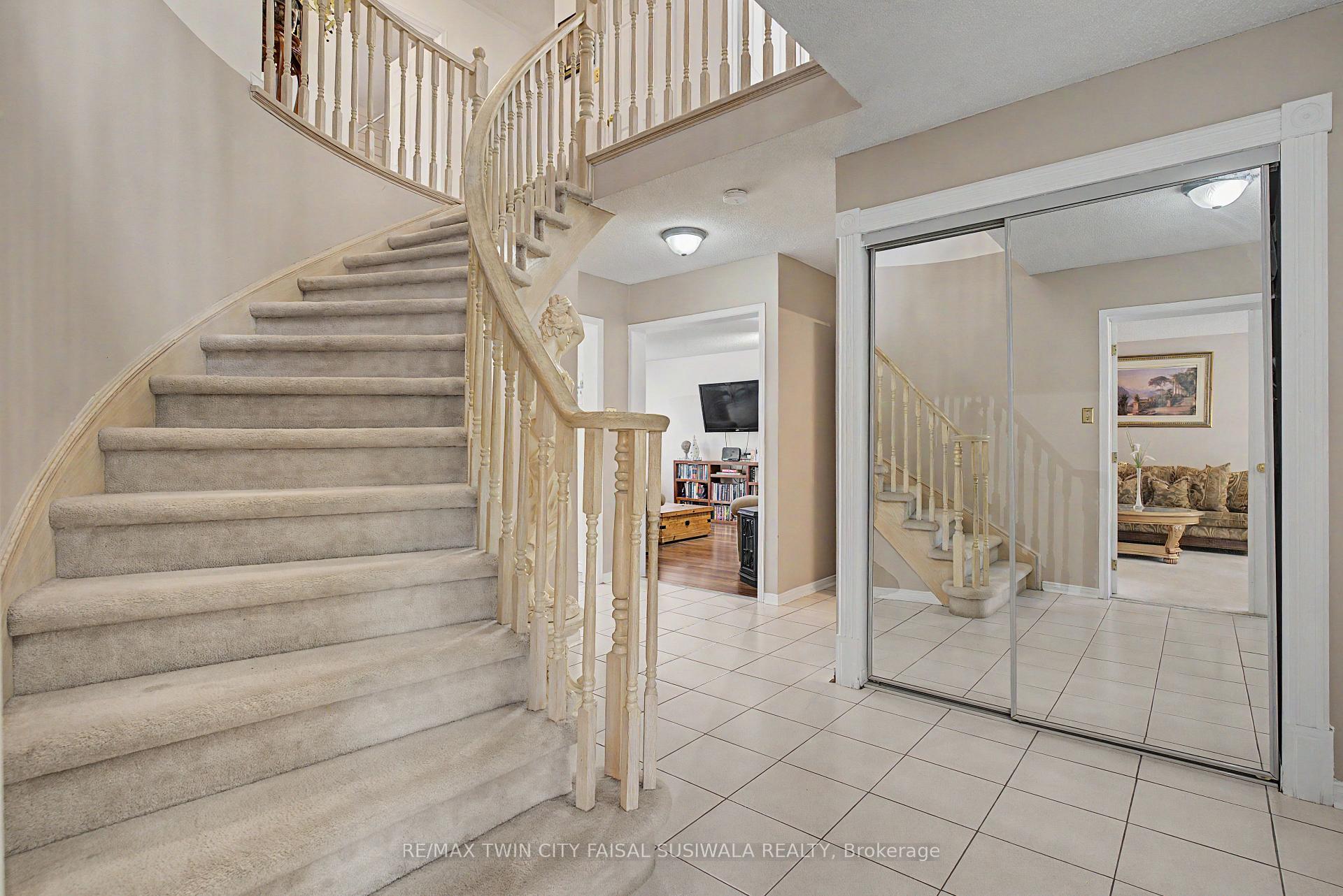 Photo 10 of 194 Glenvalley Drive, Cambridge, Clemens Mills/Saginaw — HOMEH