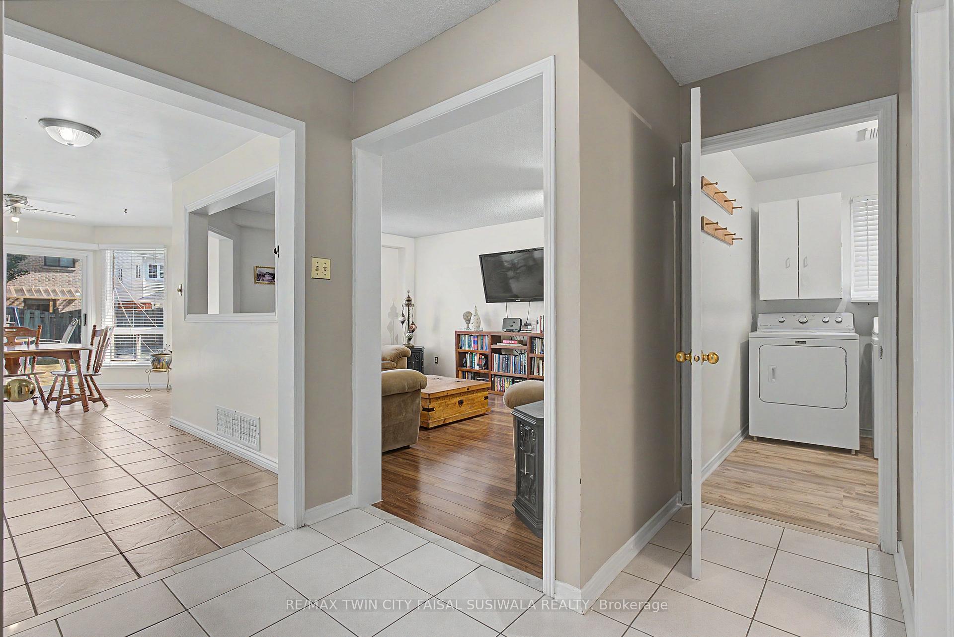 Photo 11 of 194 Glenvalley Drive, Cambridge, Clemens Mills/Saginaw — HOMEH
