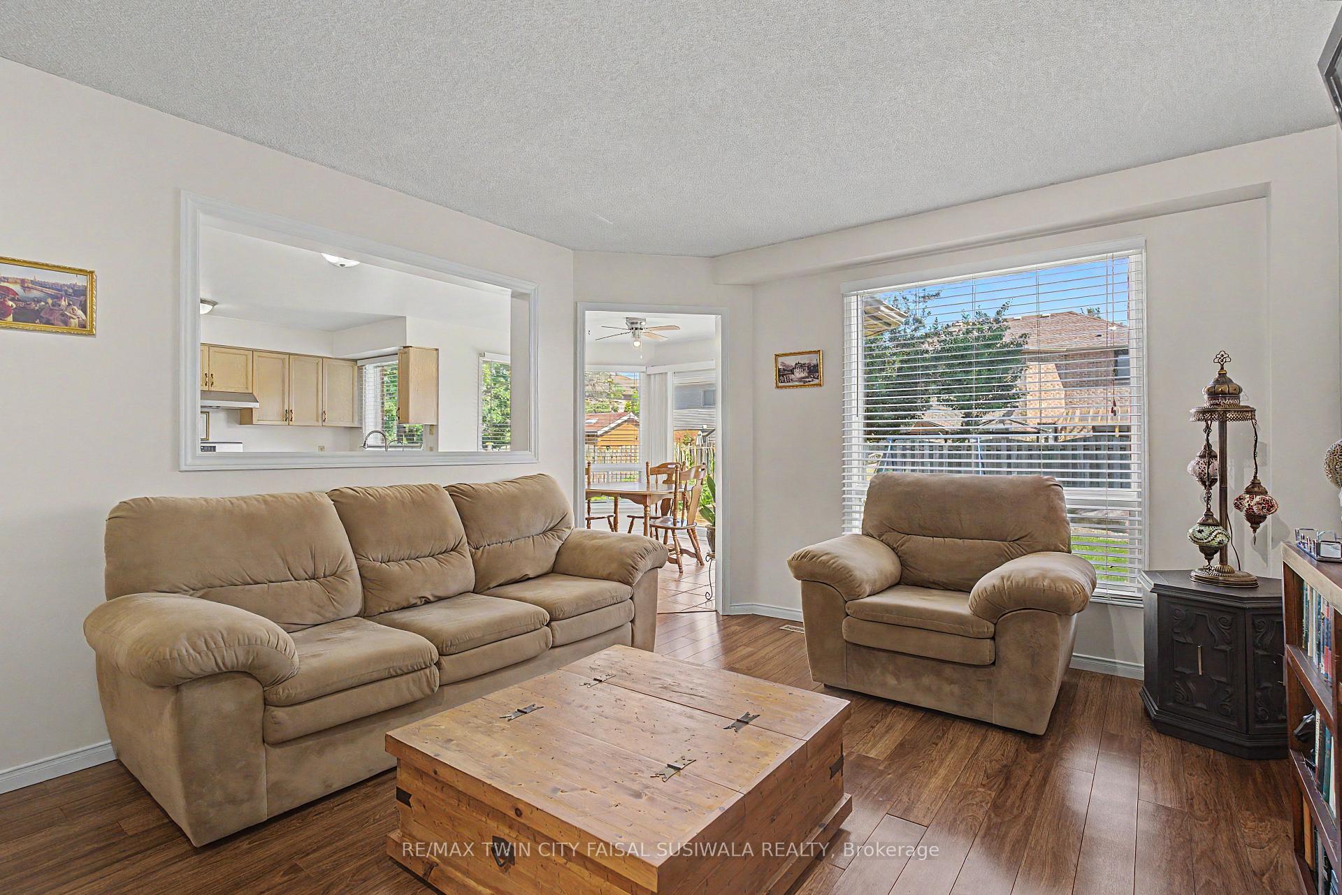 Photo 15 of 194 Glenvalley Drive, Cambridge, Clemens Mills/Saginaw — HOMEH